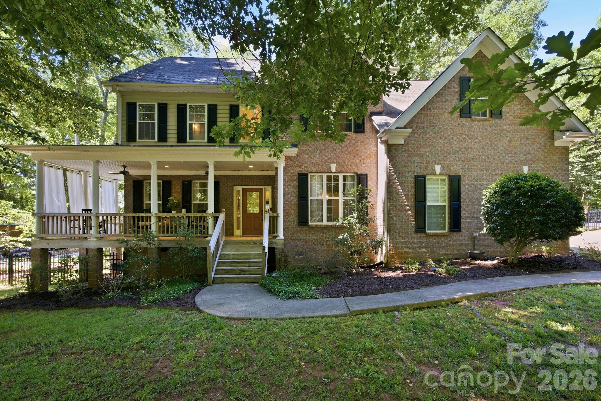 2006 Wedgewood Drive Property Photo 1