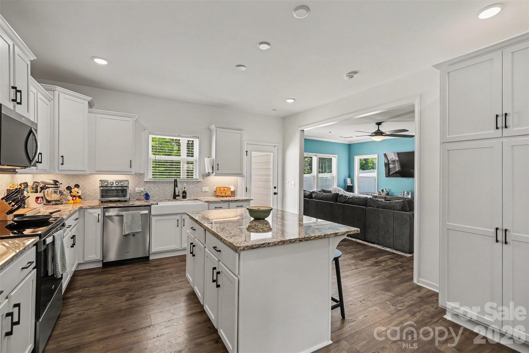 390 Gray Wolf Street Property Photo 6