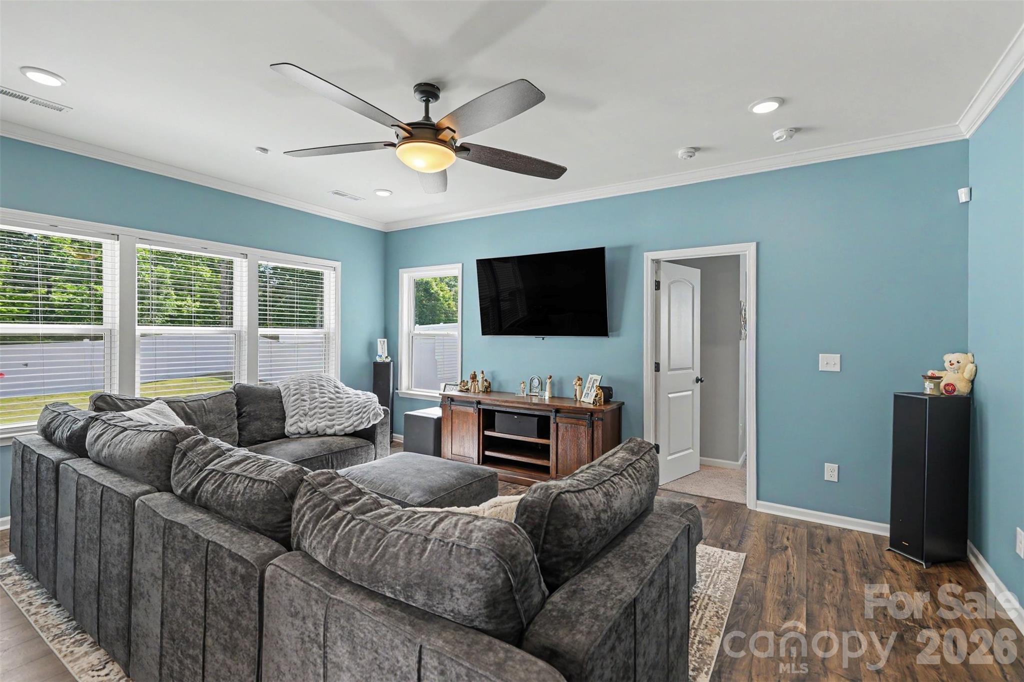 390 Gray Wolf Street Property Photo 11