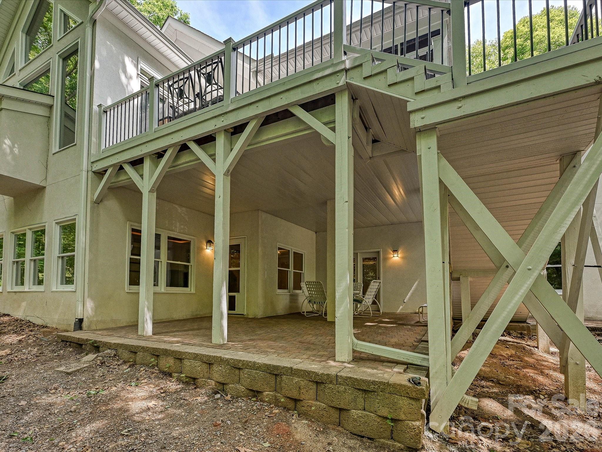 15001 Majestic Oak Drive Property Photo 31