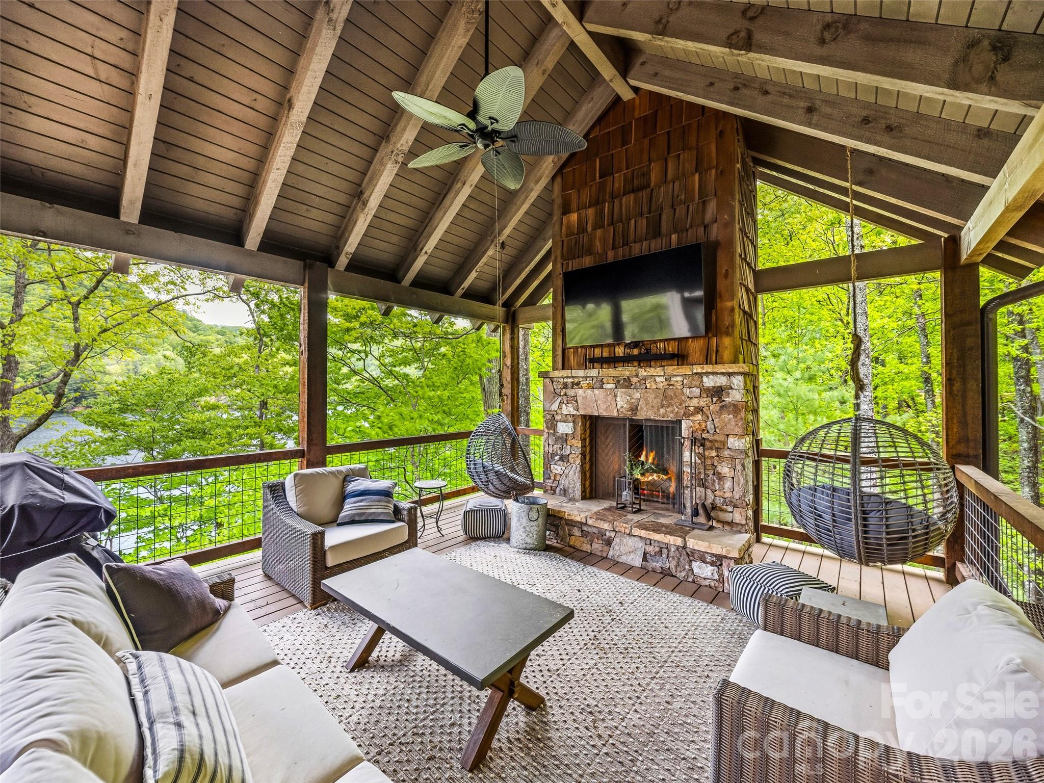 60 Shoreline Drive Property Photo 16