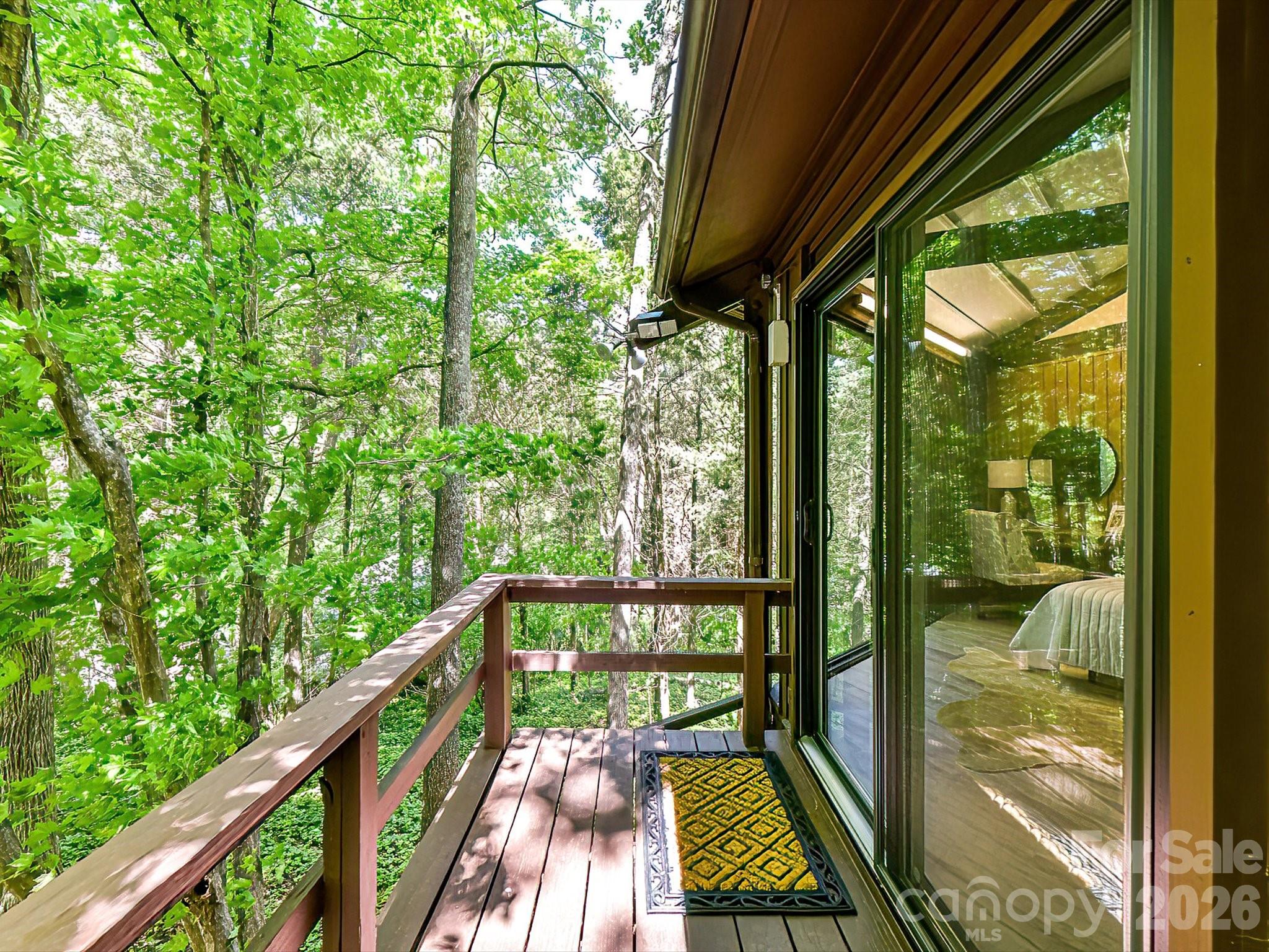 1665 Bowater Road Property Photo 3