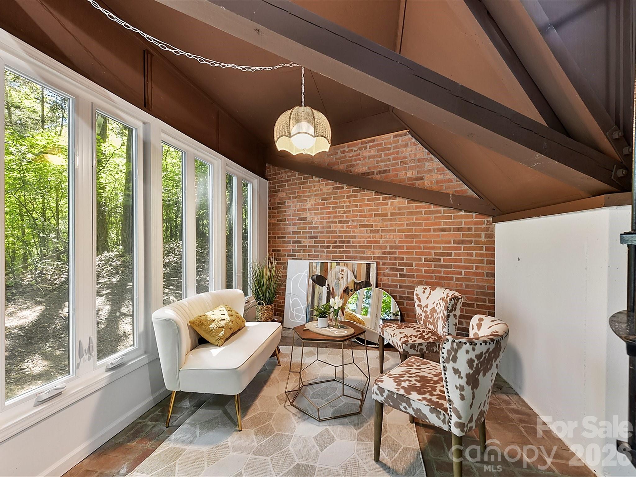 1665 Bowater Road Property Photo 19