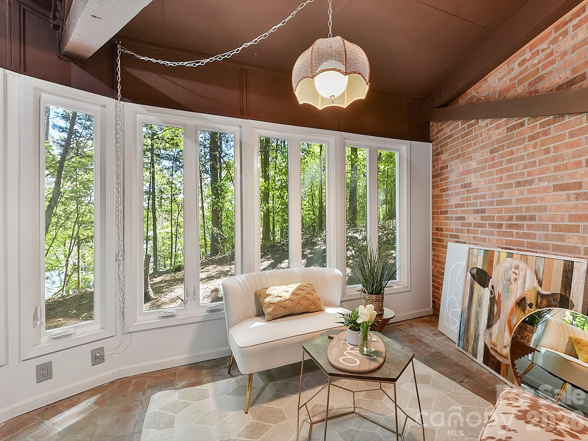 1665 Bowater Road Property Photo 20