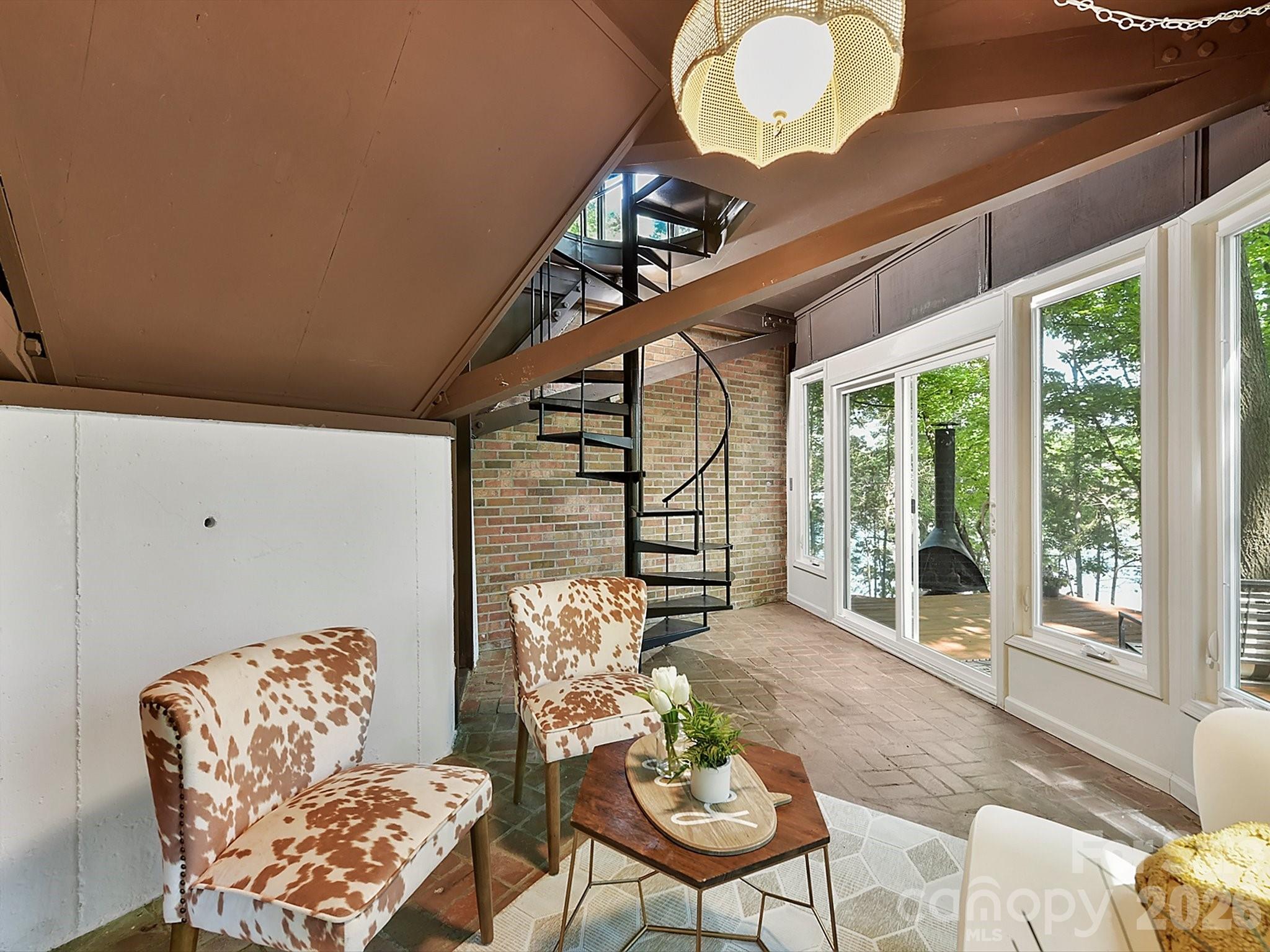 1665 Bowater Road Property Photo 21