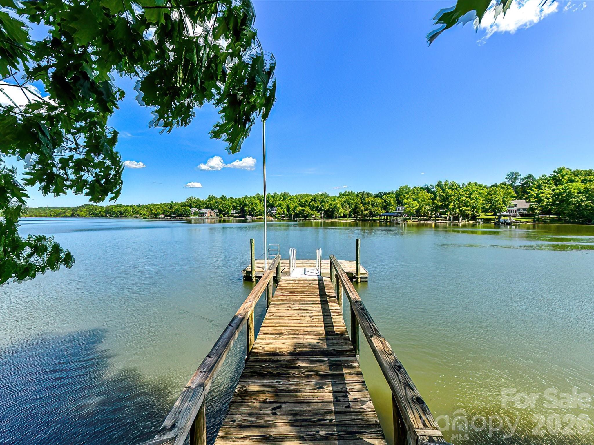 1665 Bowater Road Property Photo 27
