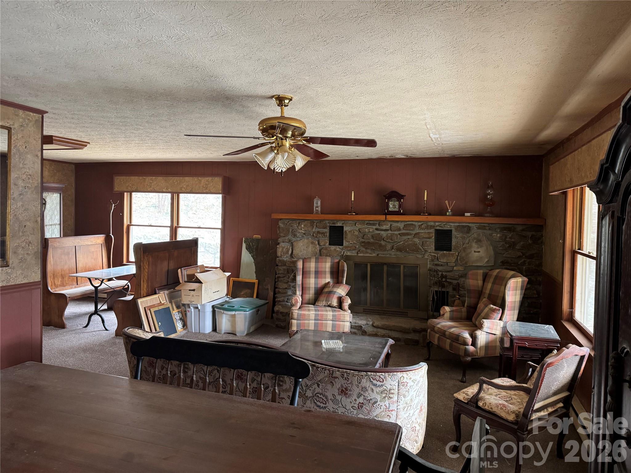 814 Mountain View Drive Property Photo 9