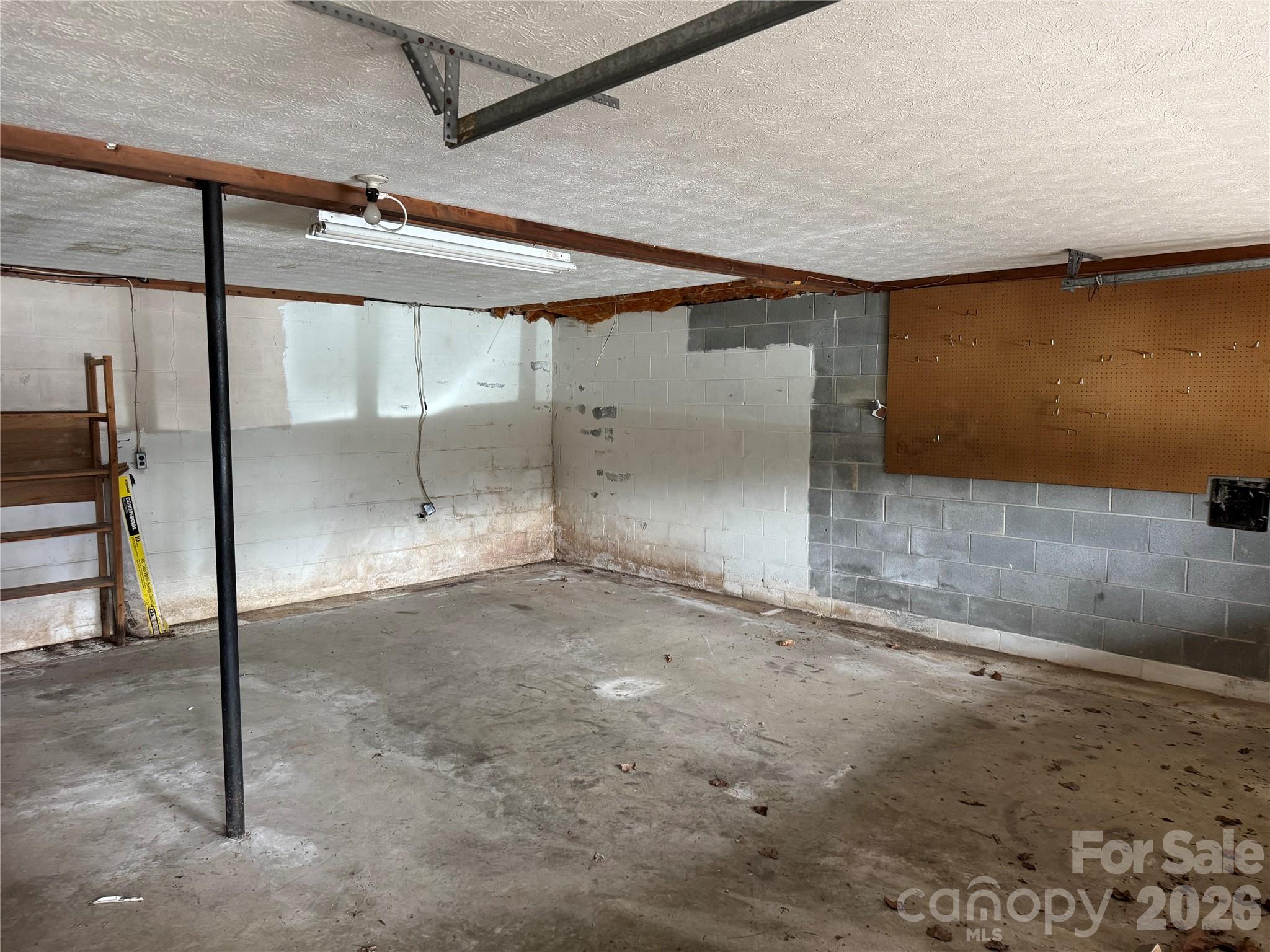 814 Mountain View Drive Property Photo 21