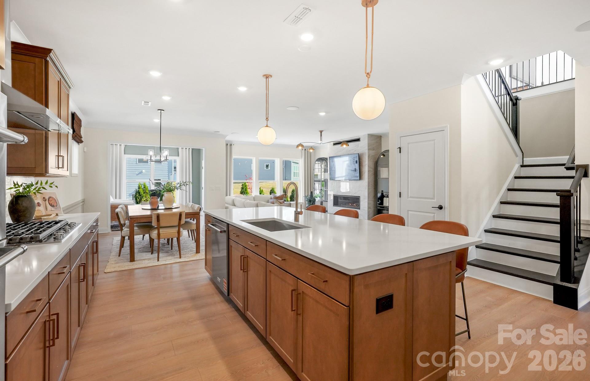 1624 Gossage Lane Property Photo 8