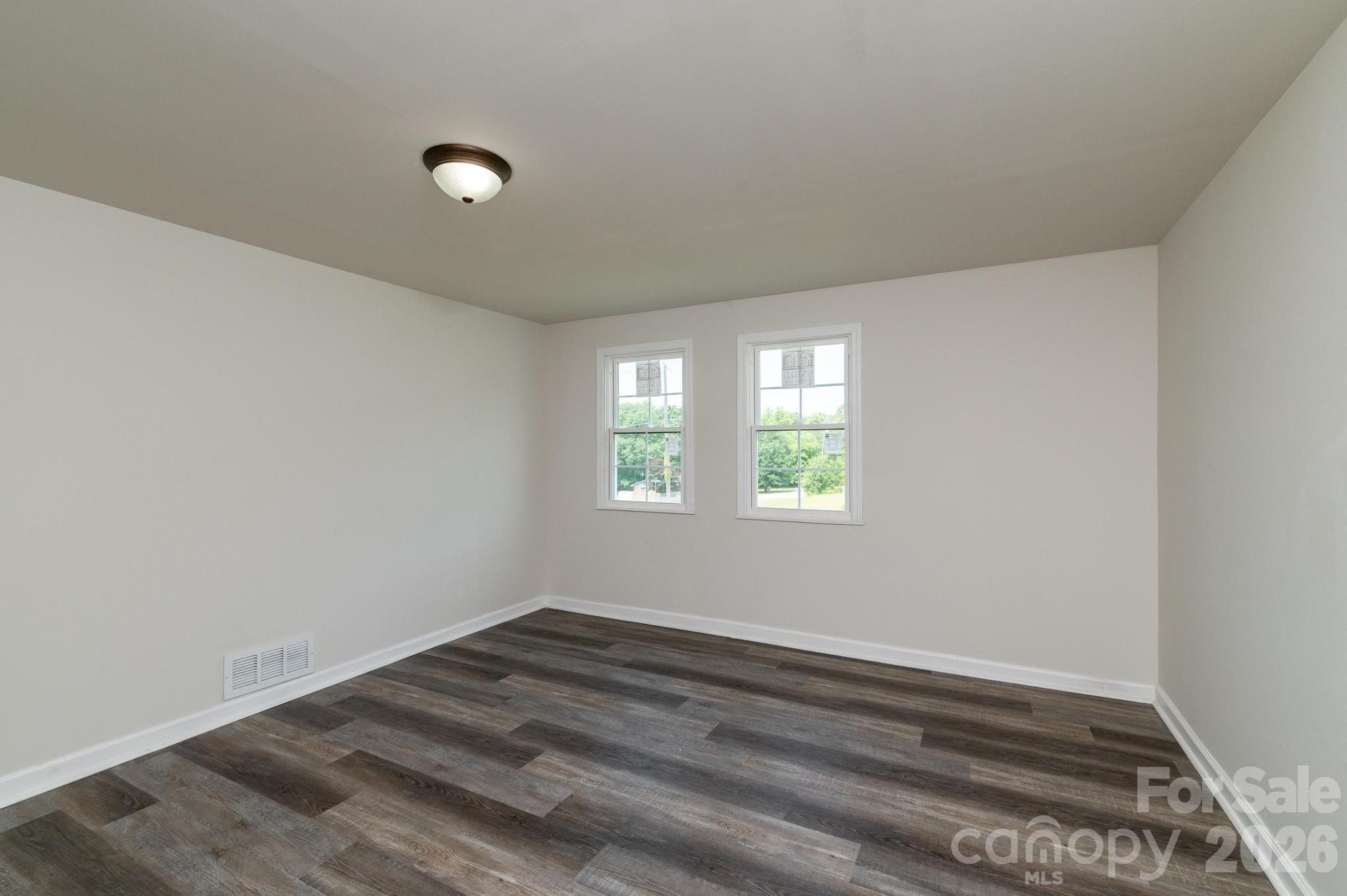 607 Carlos Street Property Photo 21