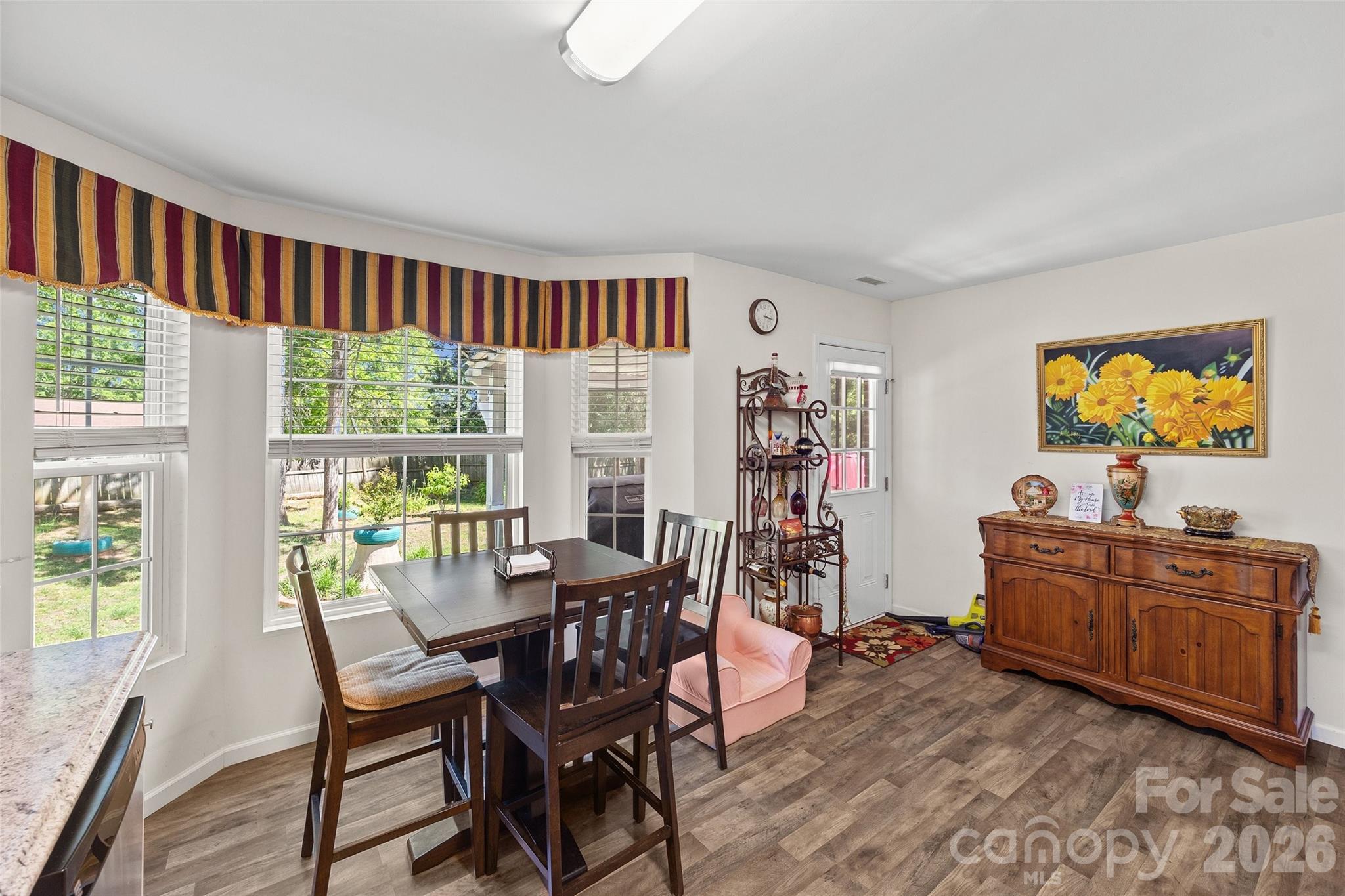 208 Victoria Circle Property Photo 10