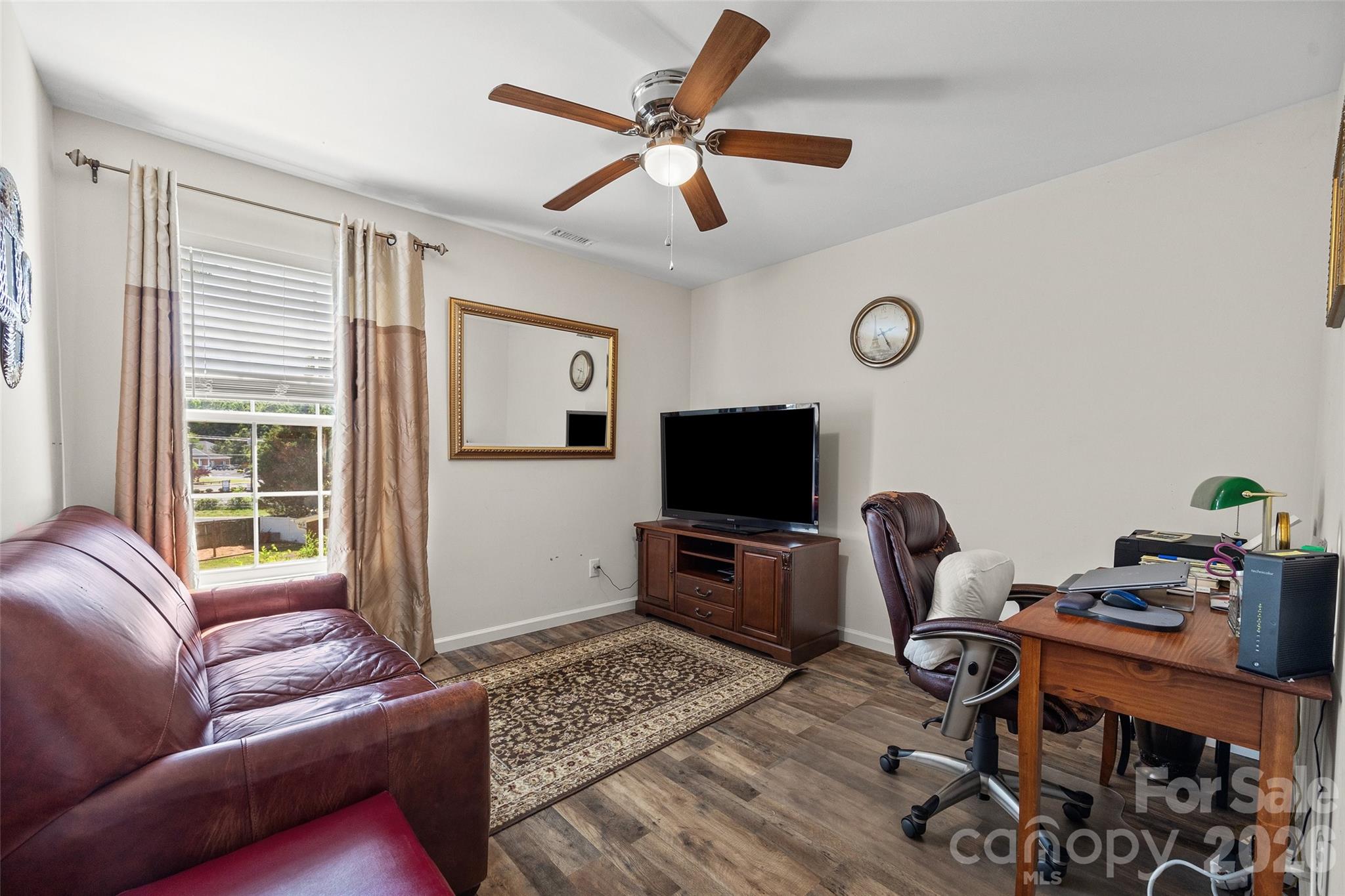 208 Victoria Circle Property Photo 18