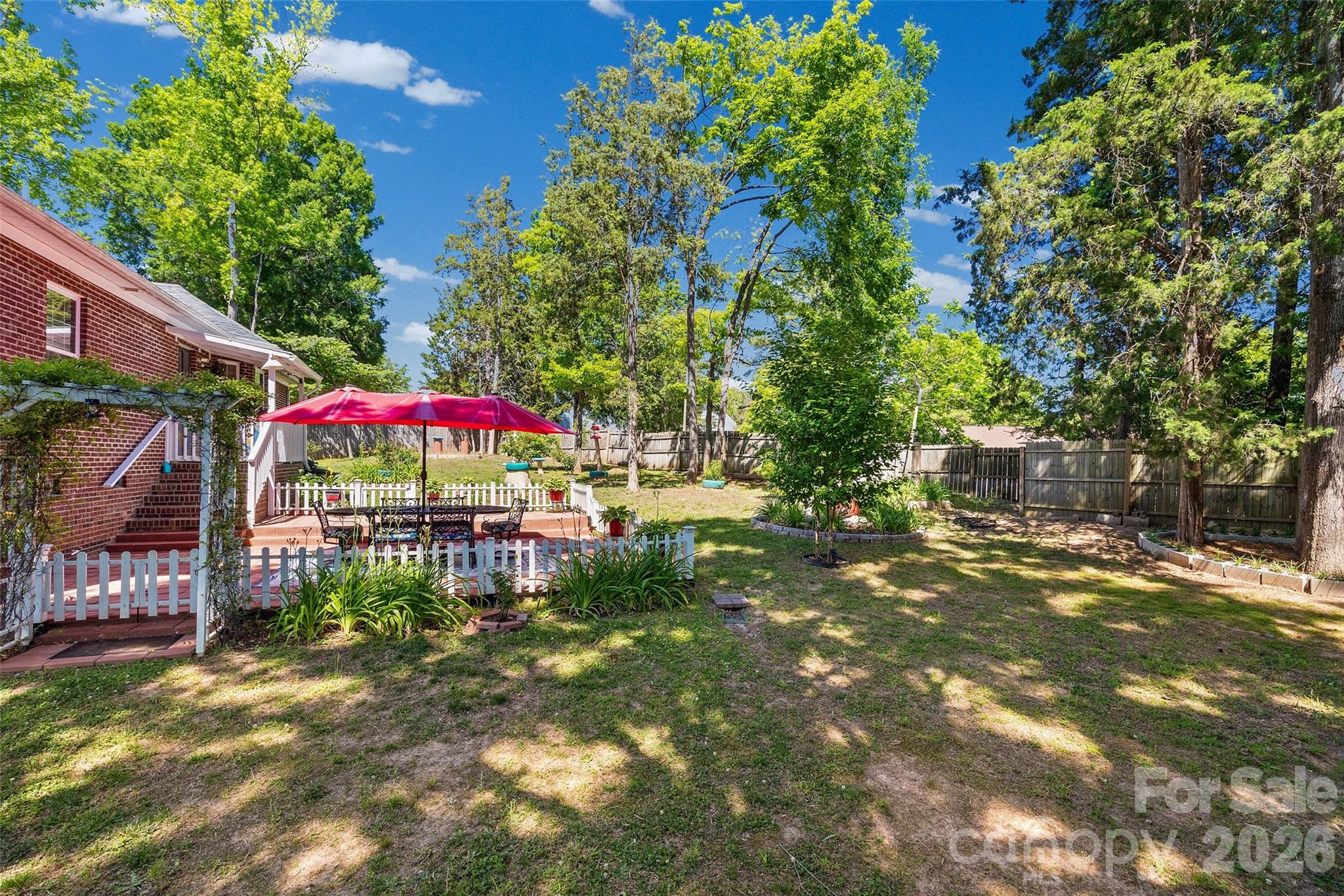 208 Victoria Circle Property Photo 22