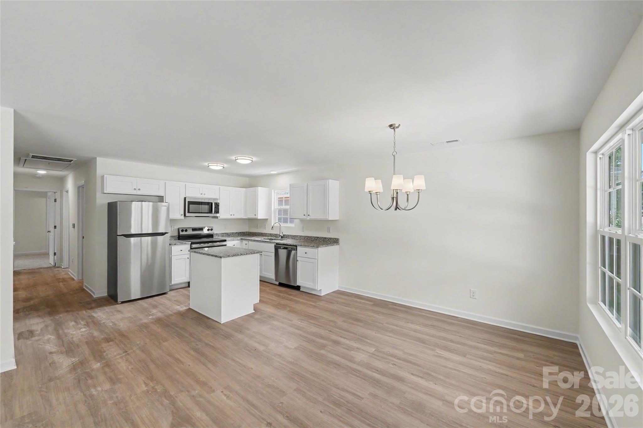 529 Crosby Street Property Photo 7