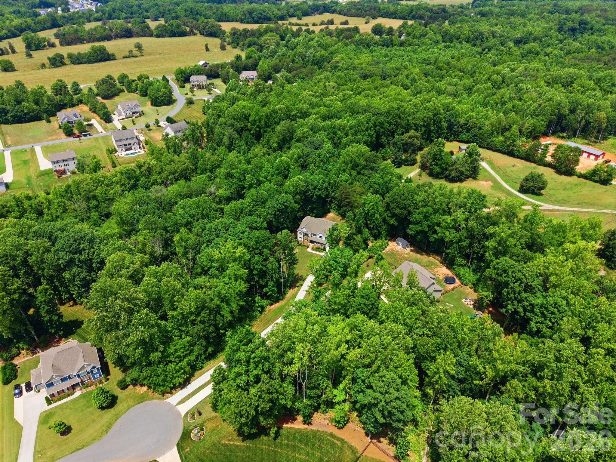 125 Sweet Grass Lane Property Photo 4