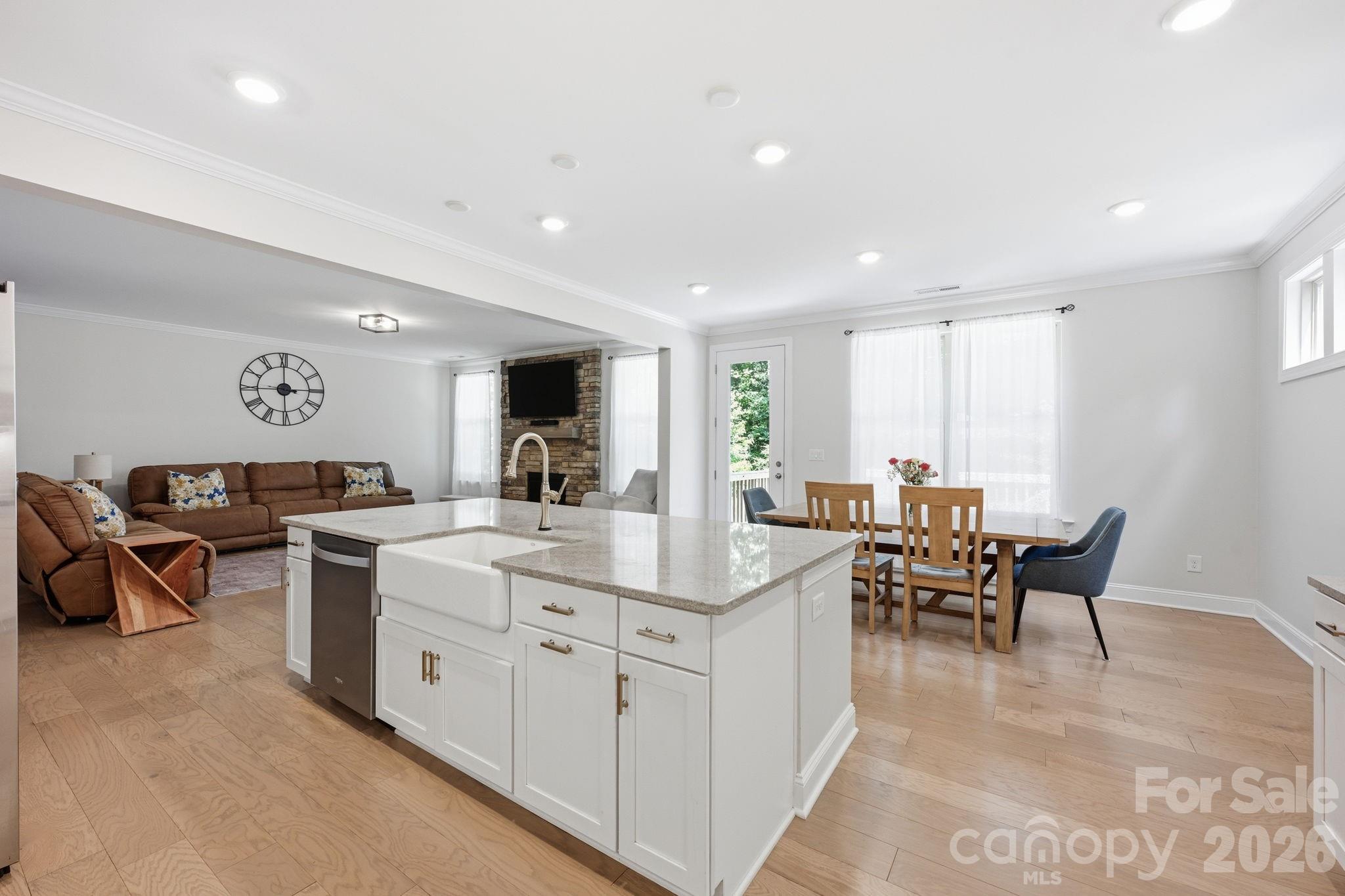 125 Sweet Grass Lane Property Photo 8