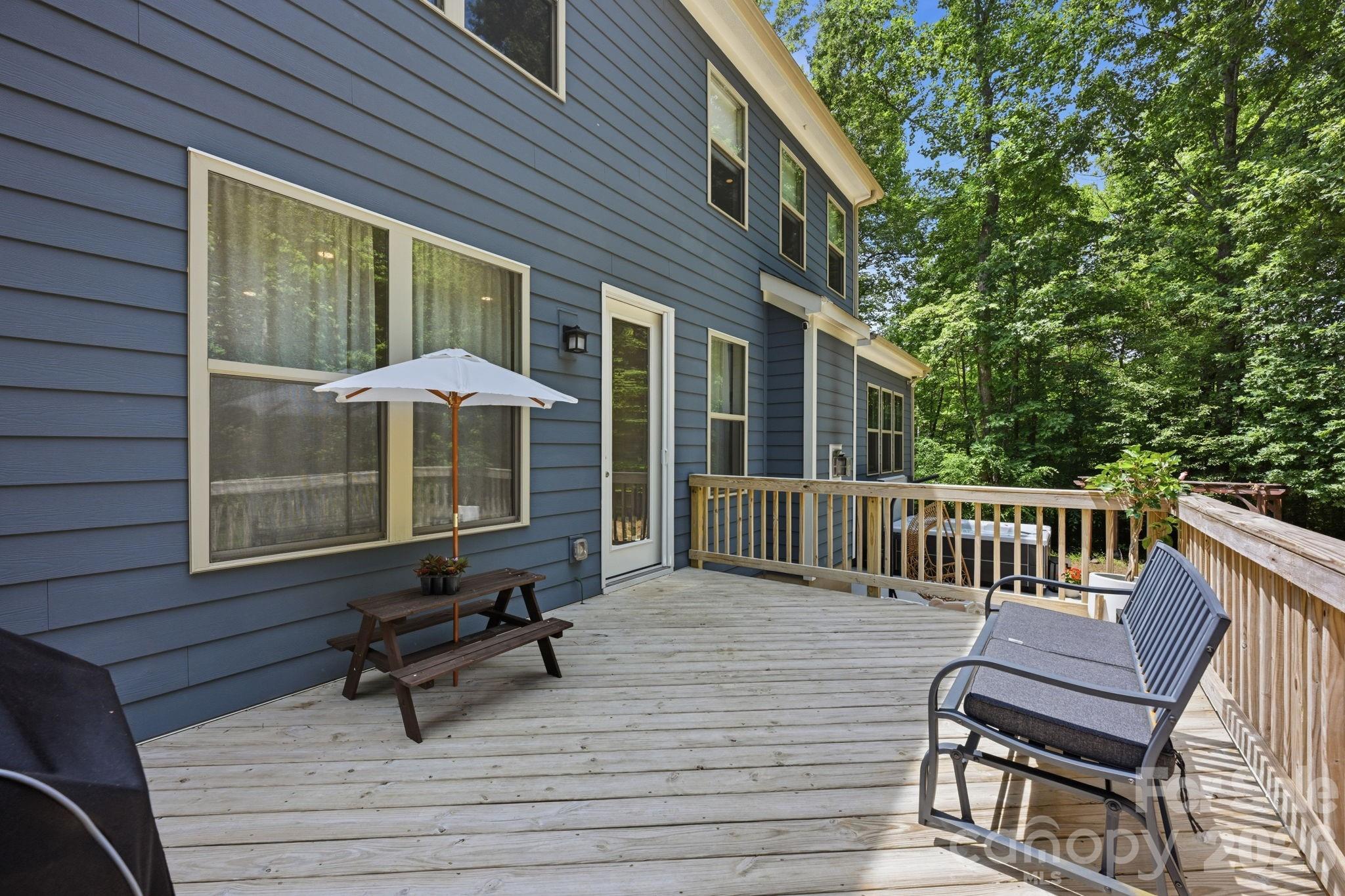 125 Sweet Grass Lane Property Photo 35