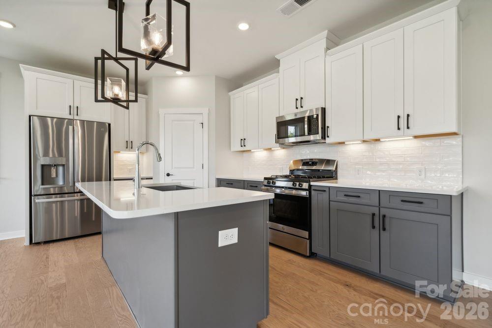 18427 Cove Landing Road Property Photo 1