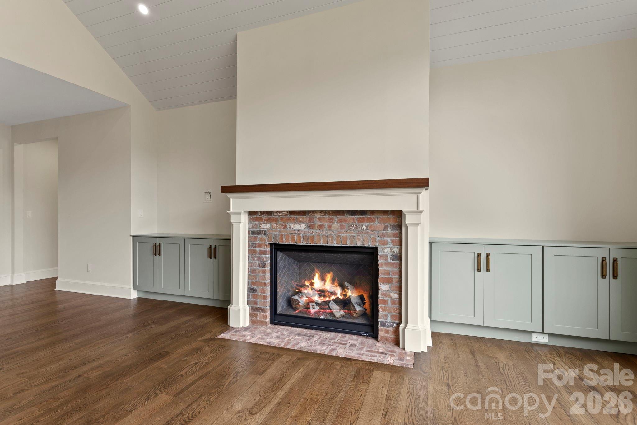 301 Winding Meadows Drive Property Photo 11