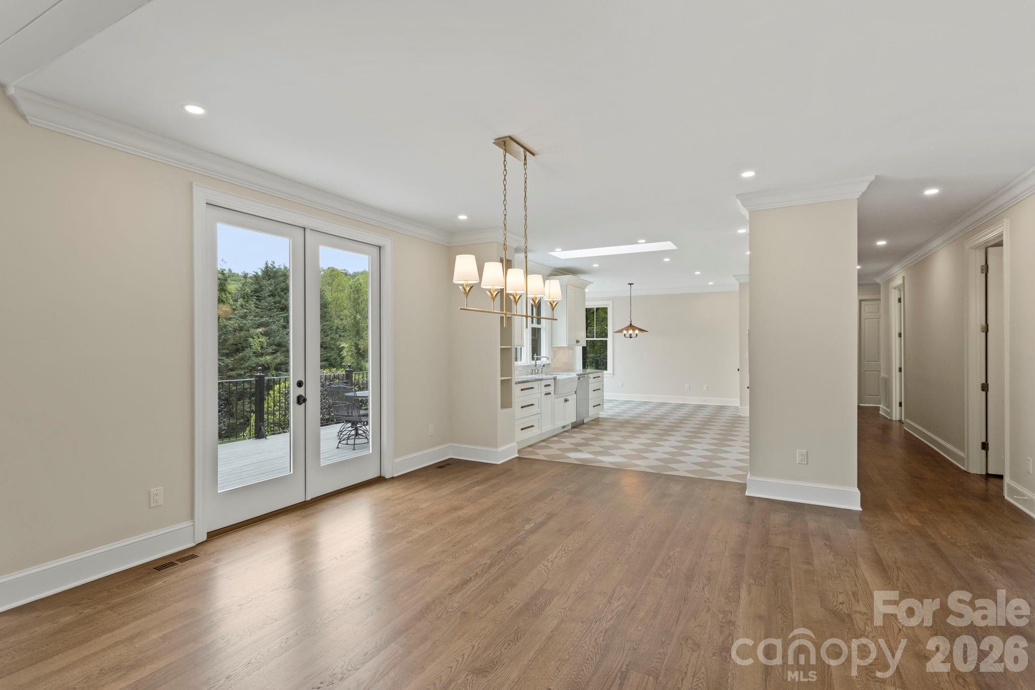 301 Winding Meadows Drive Property Photo 14