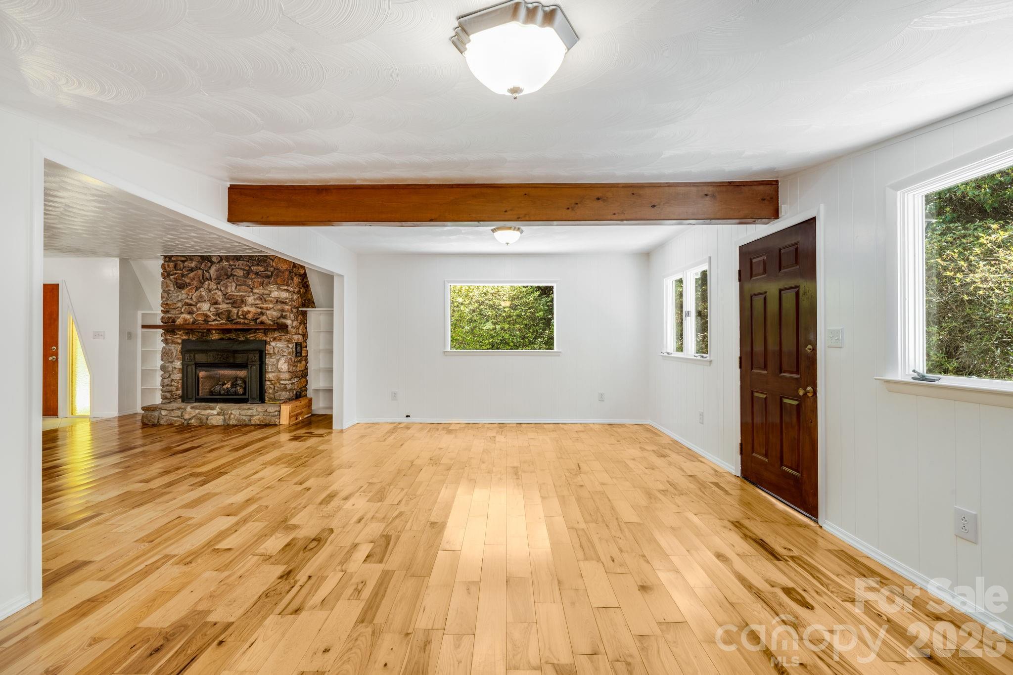 45 Echo Hills Drive Property Photo 4