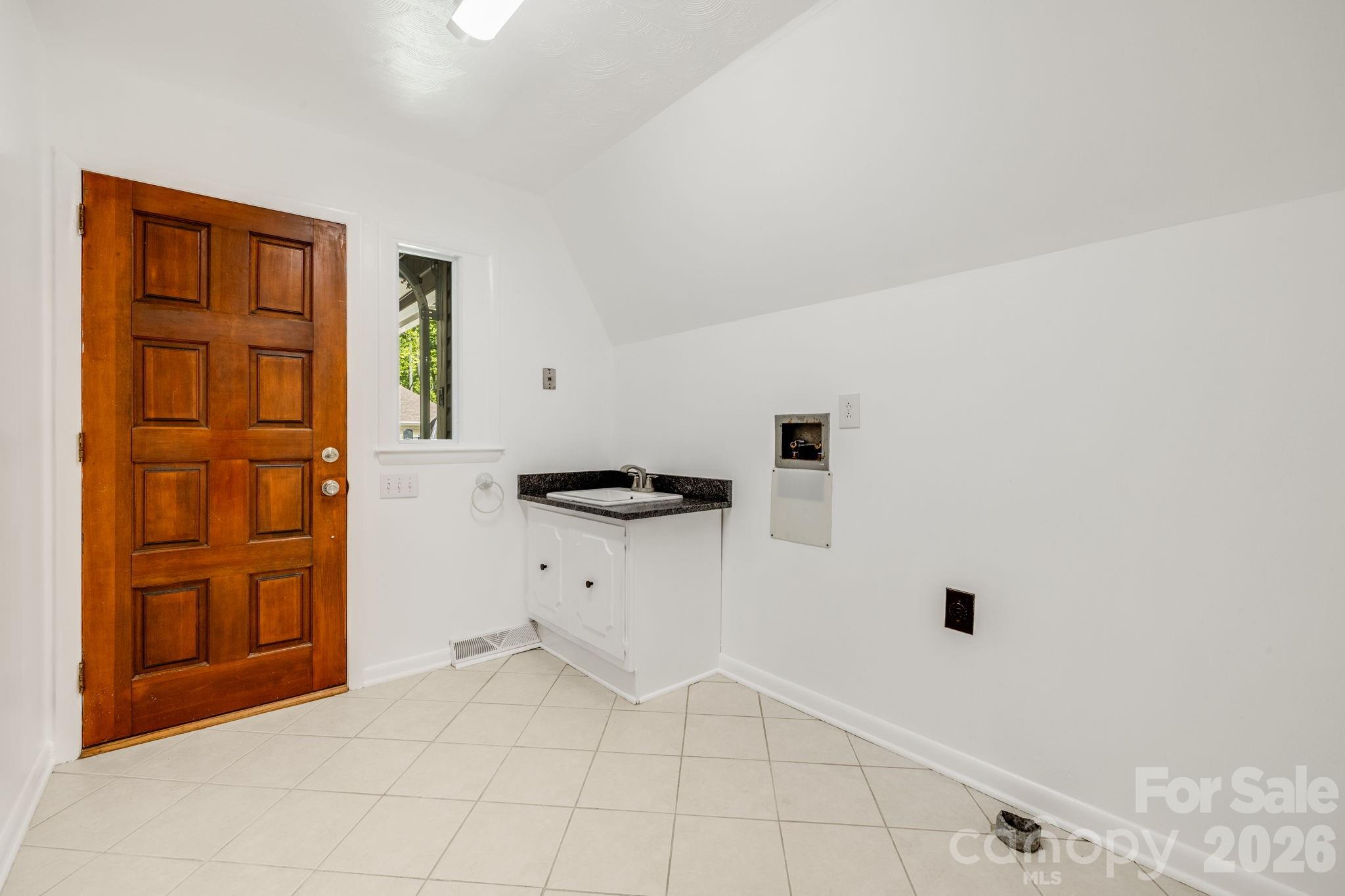 45 Echo Hills Drive Property Photo 17
