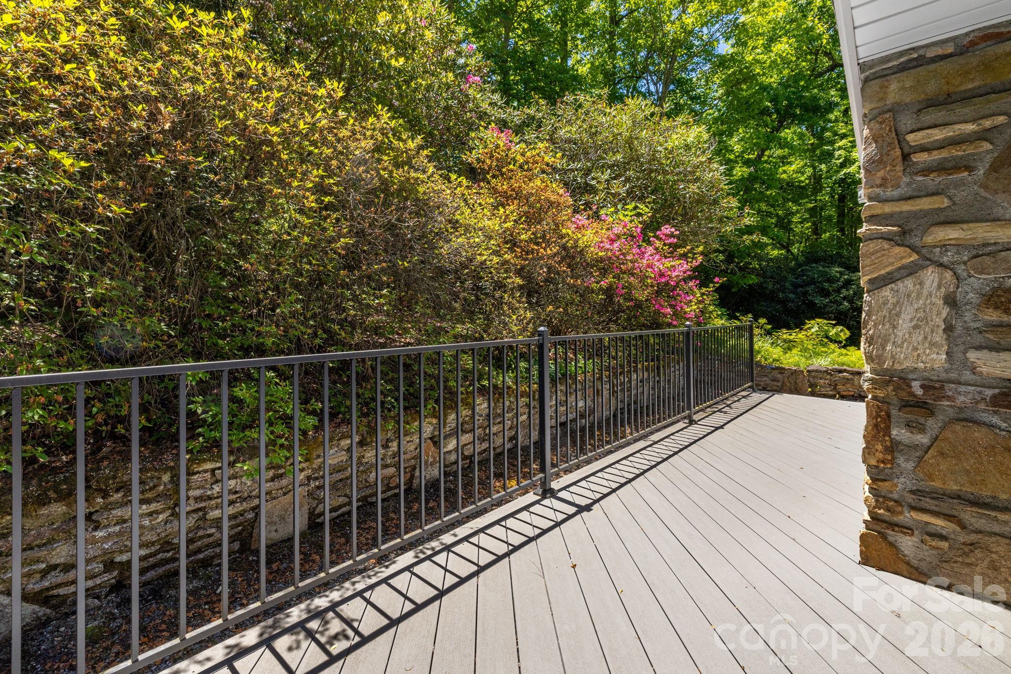 45 Echo Hills Drive Property Photo 18