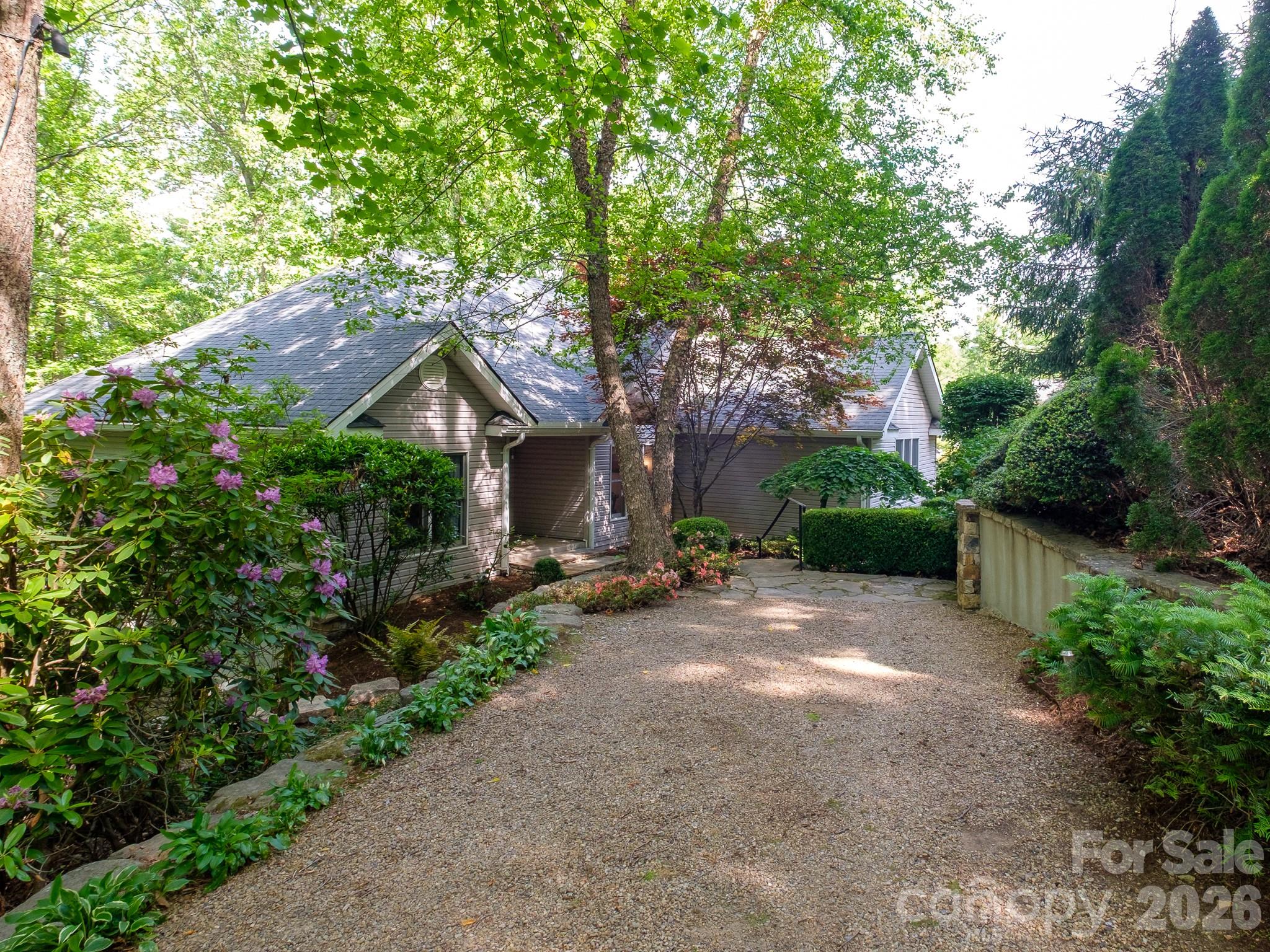 30 Cherokee Trail Property Photo 2