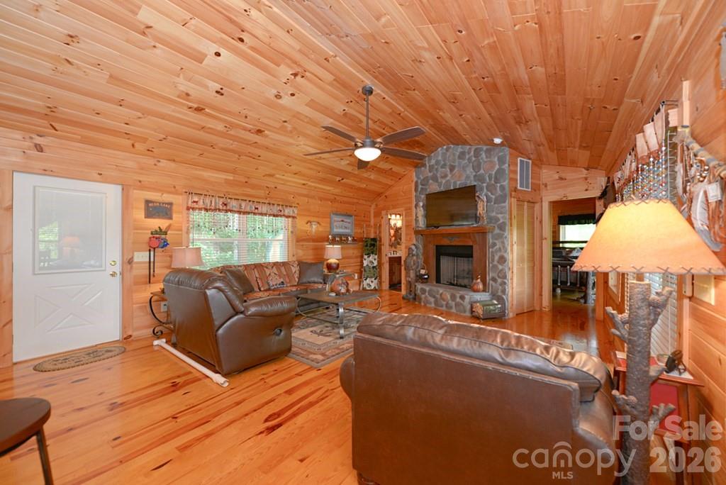 470 Bear Ridge Road Property Photo 11