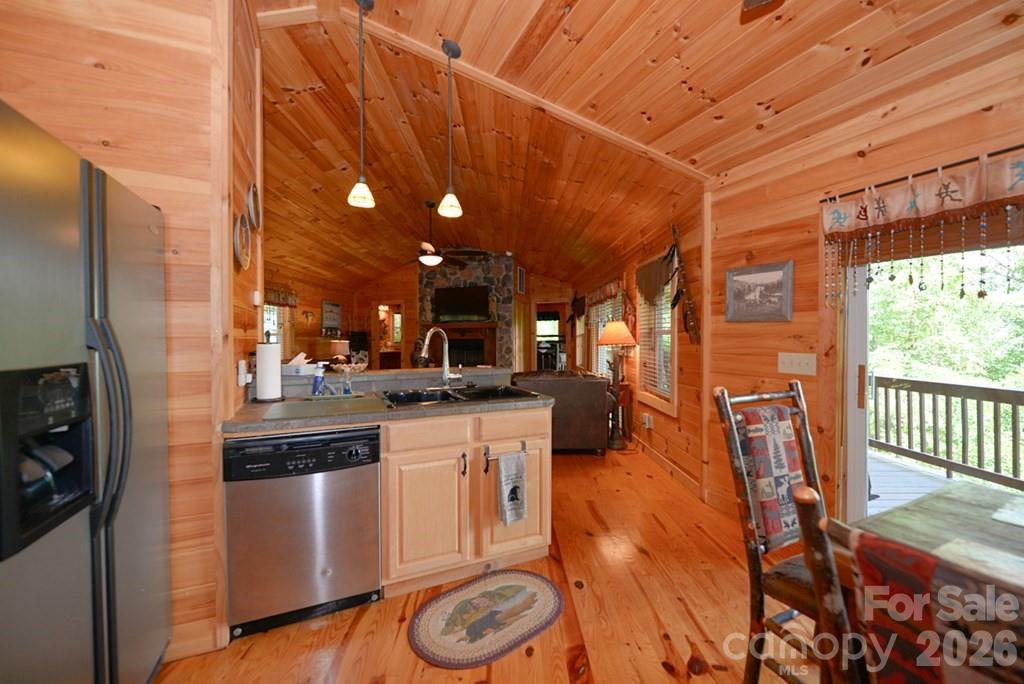 470 Bear Ridge Road Property Photo 16