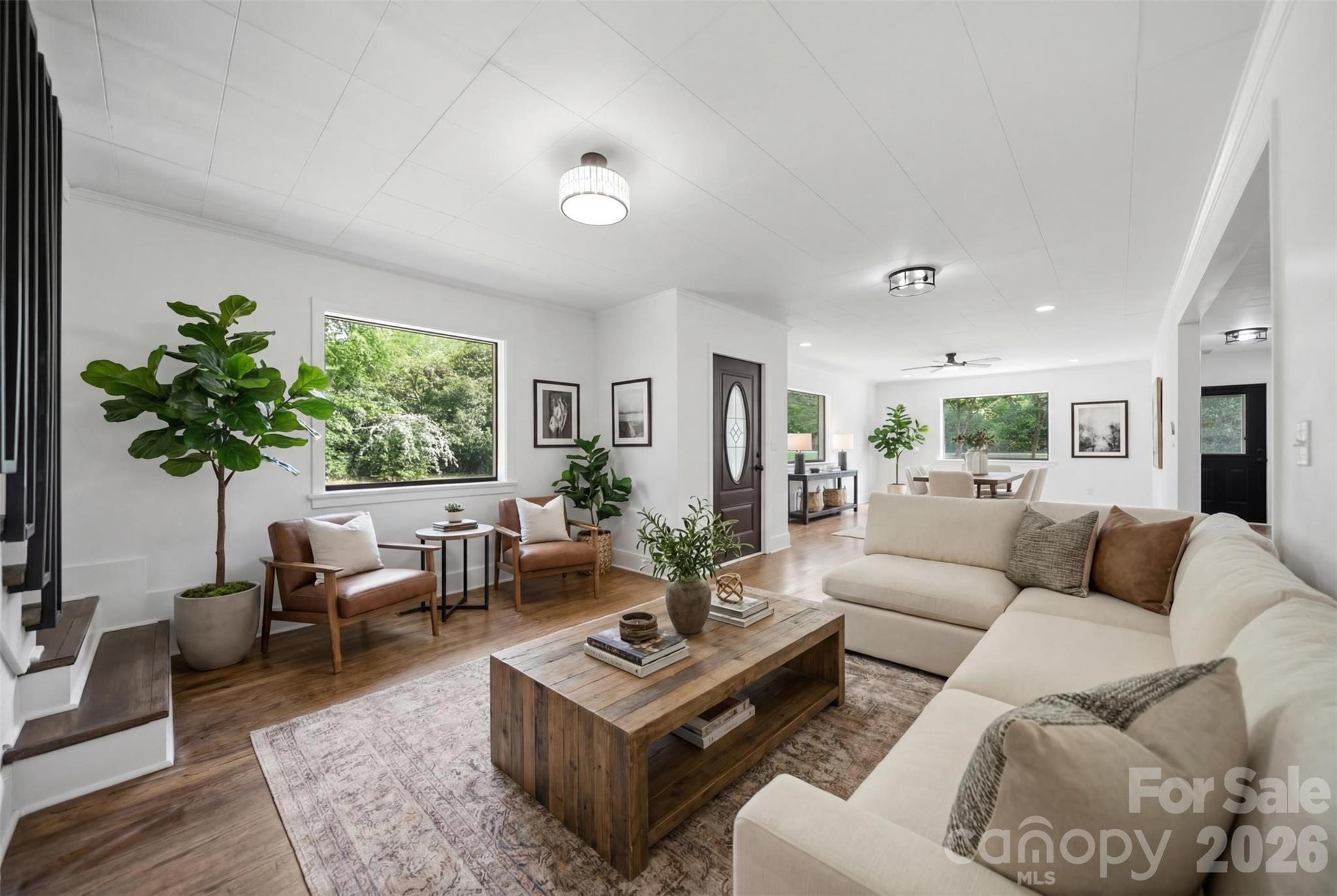 907 Amelia Street Property Photo 14