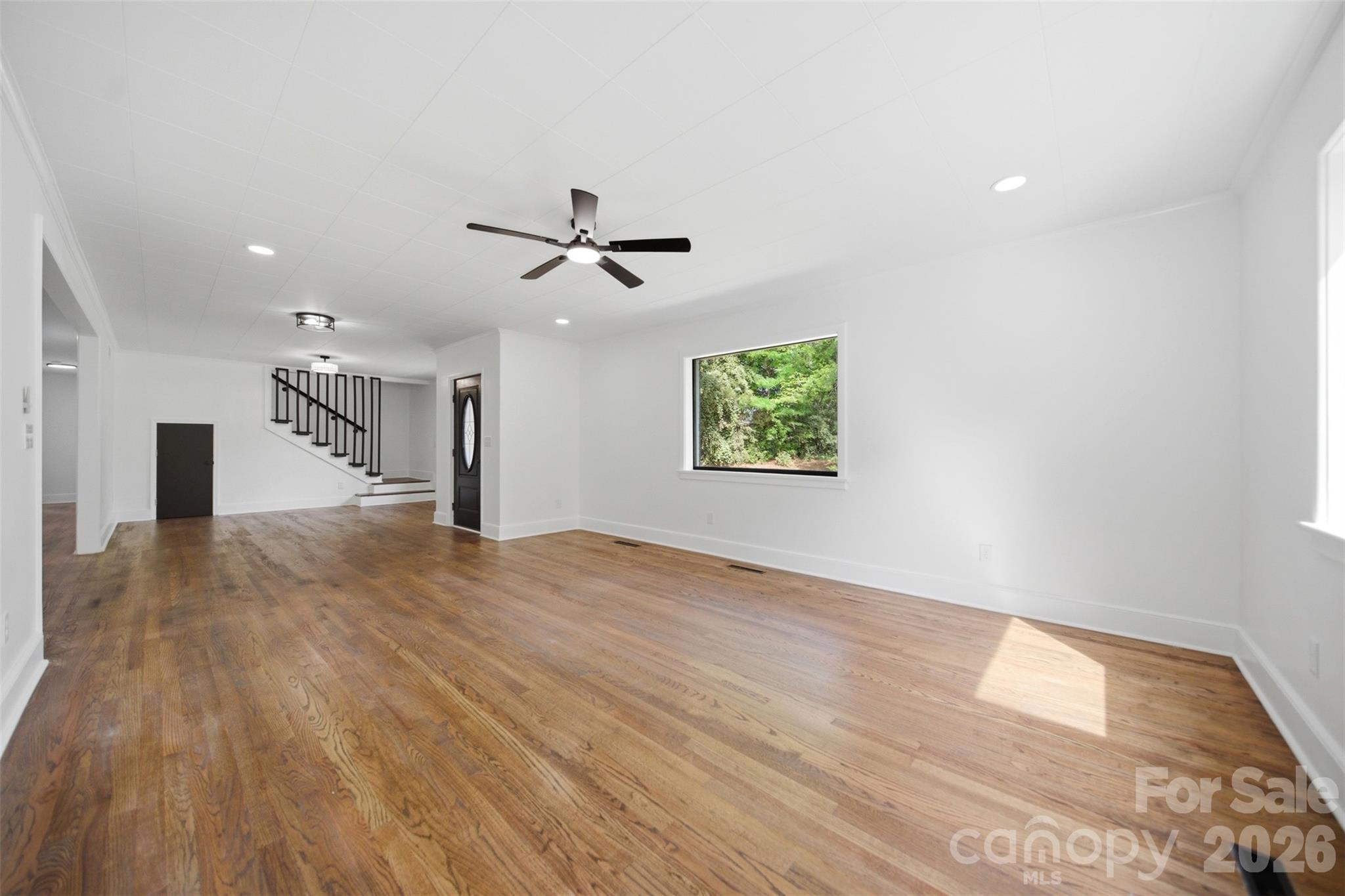 907 Amelia Street Property Photo 15