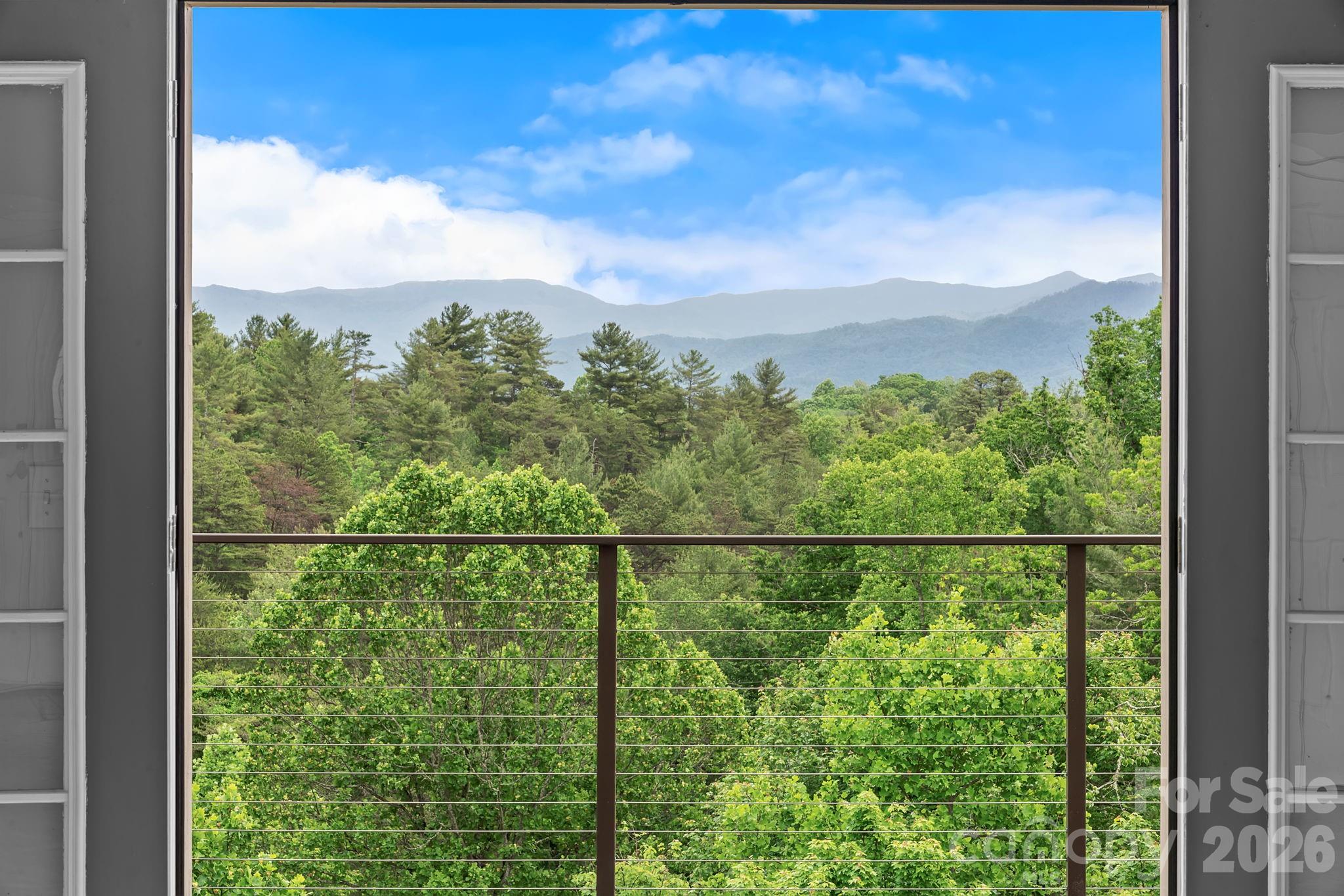 77 Paradise Ridge Property Photo 2