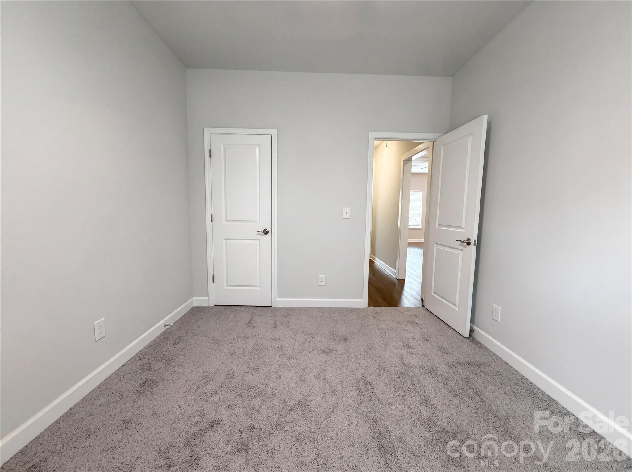 5704 Woodard Street Property Photo 13