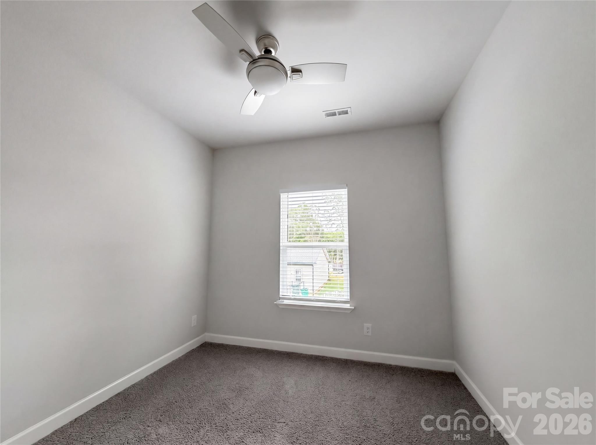 5704 Woodard Street Property Photo 14