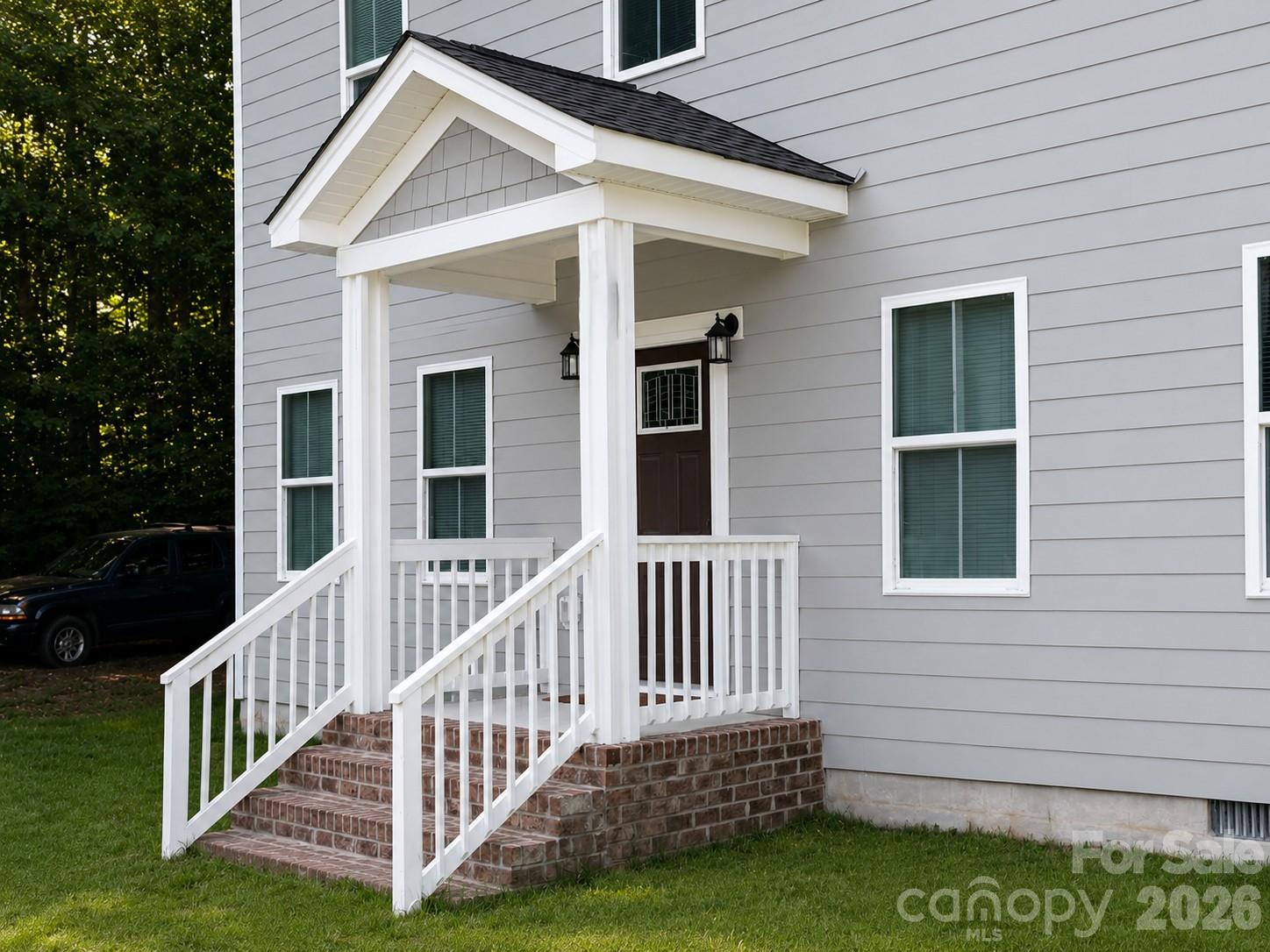 7205 Sagebrush Circle Property Photo 2