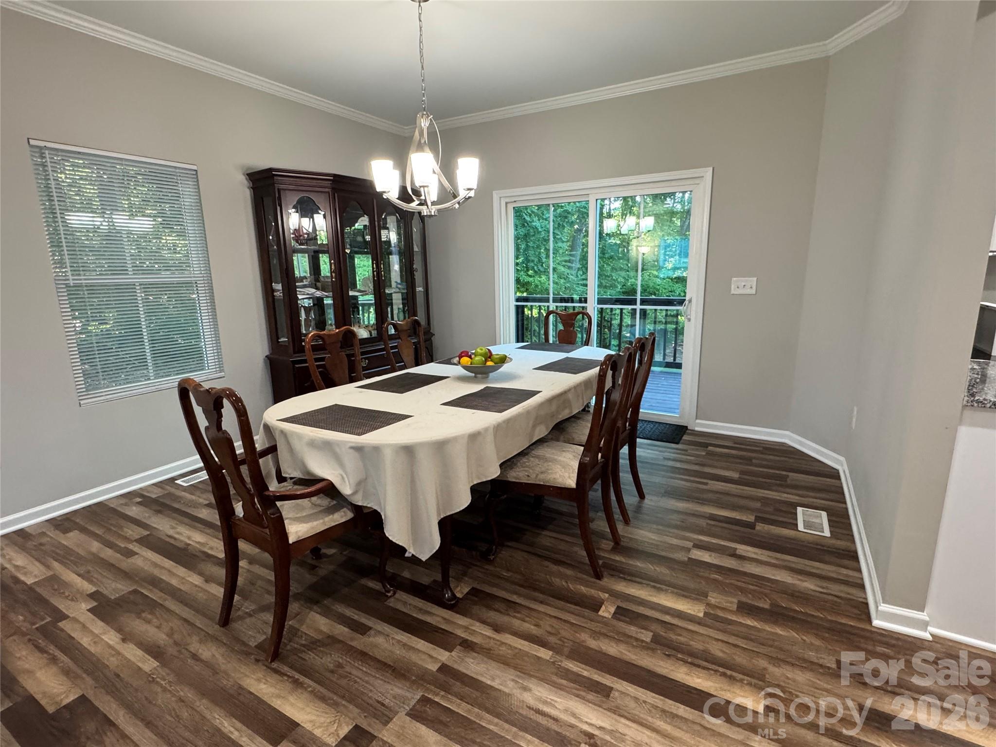 7205 Sagebrush Circle Property Photo 8