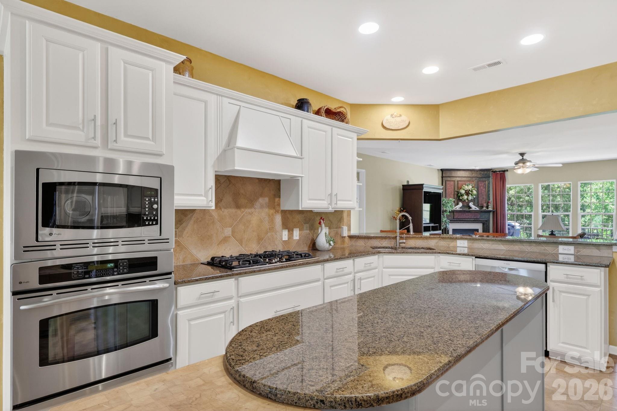 9242 Whistling Straits Drive Property Photo 11