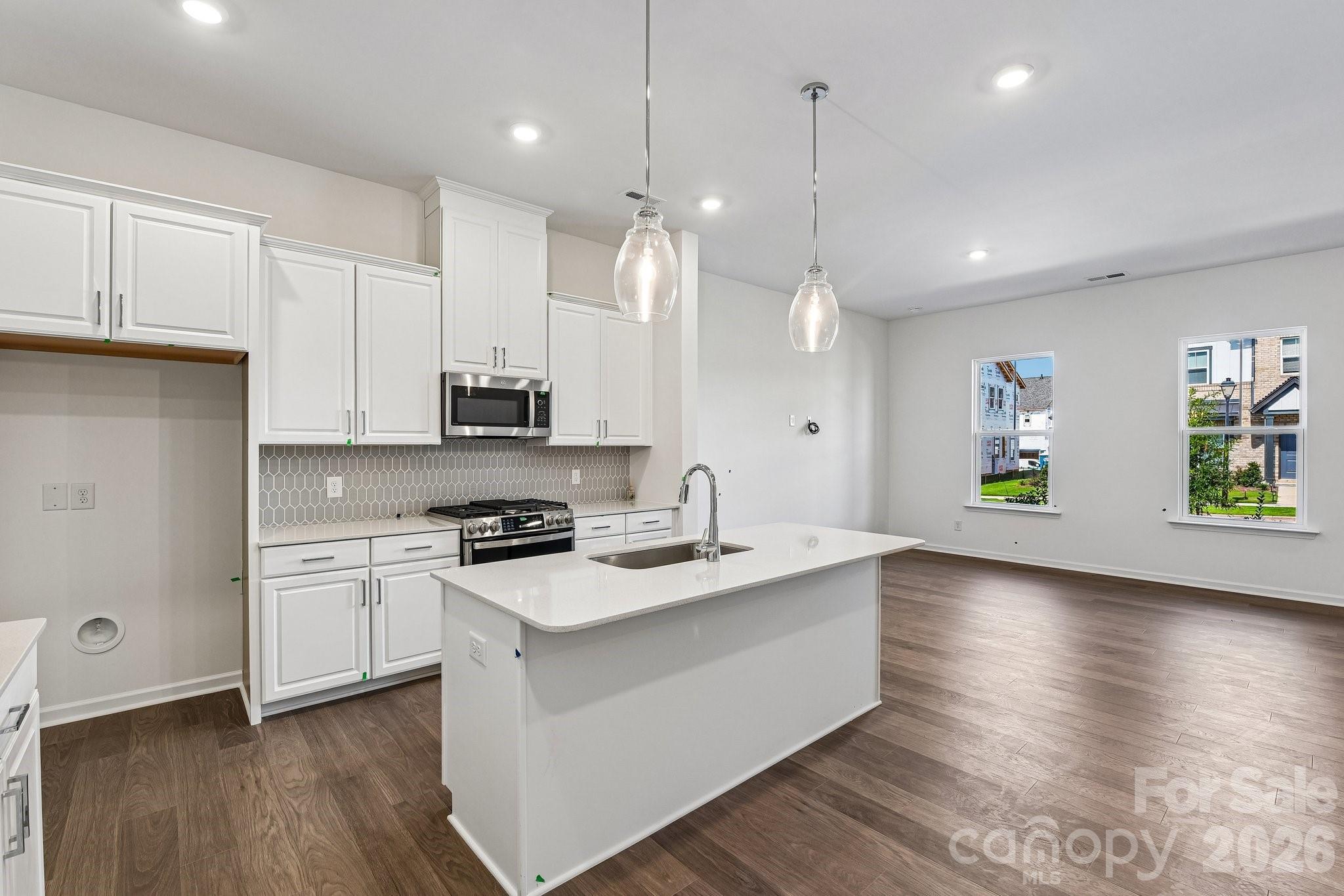 8687 Miles Gap Road Property Photo 10