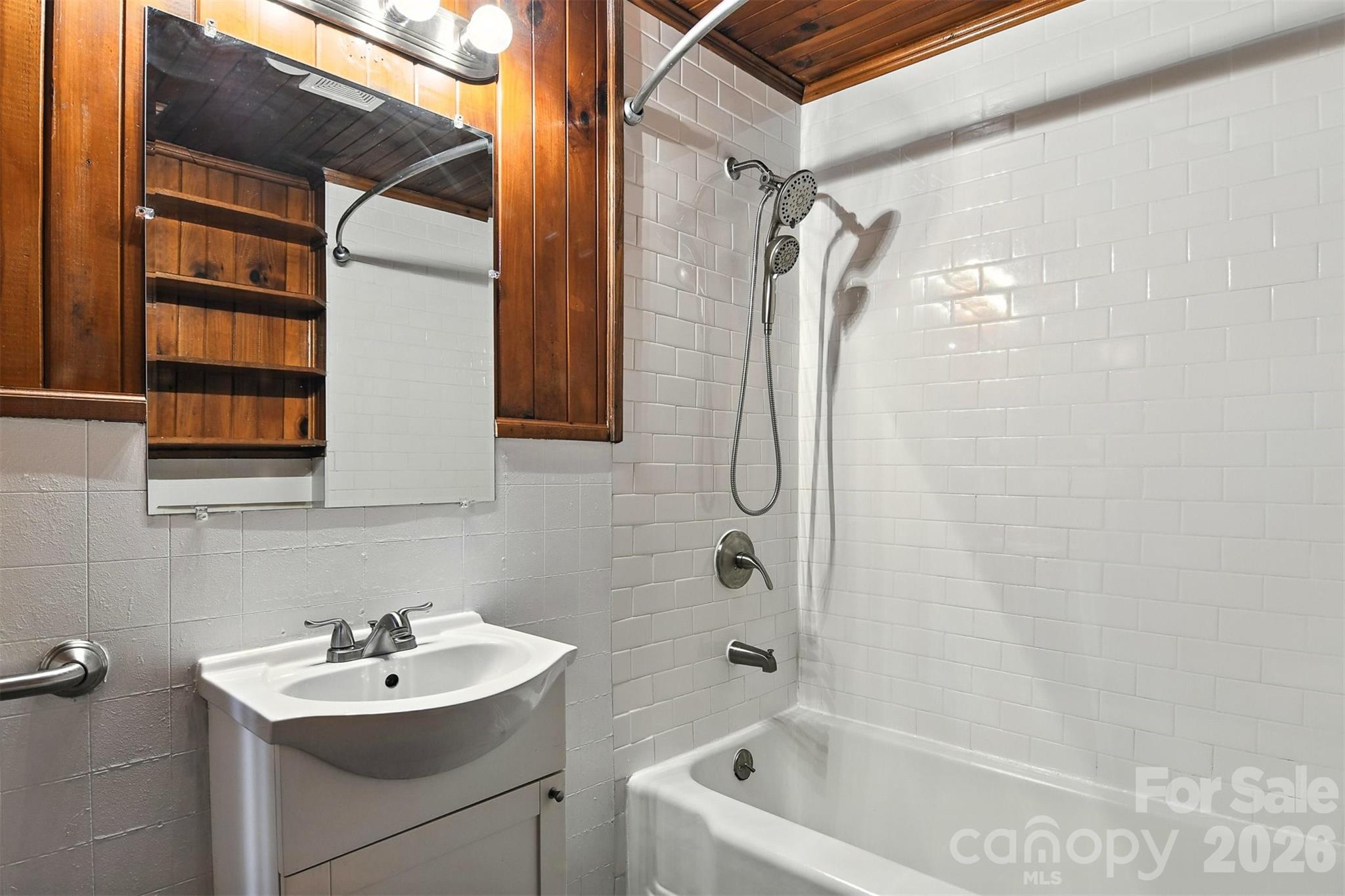 3544 6th Street Drive Property Photo 8
