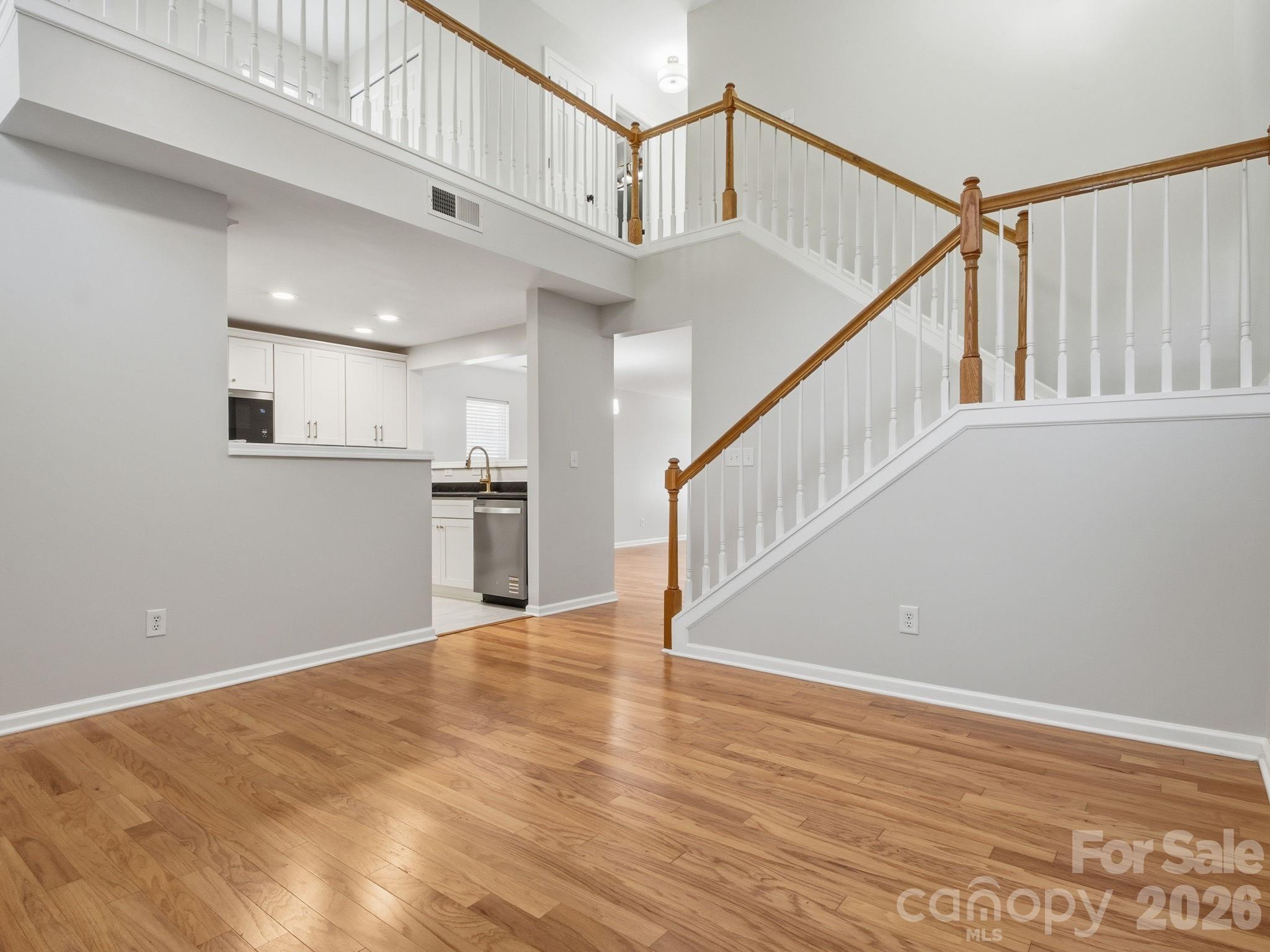 790 Rock Lake Glen Property Photo 19