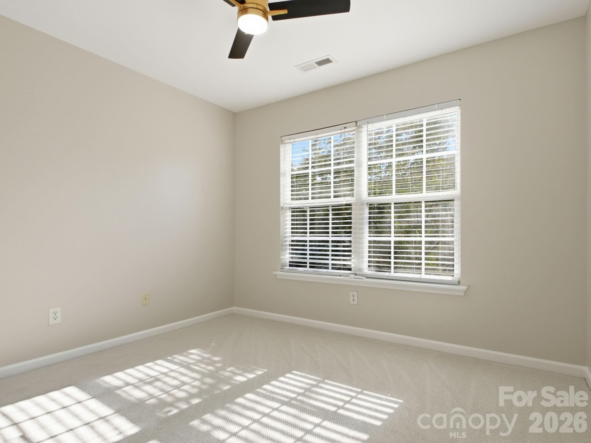 790 Rock Lake Glen Property Photo 30