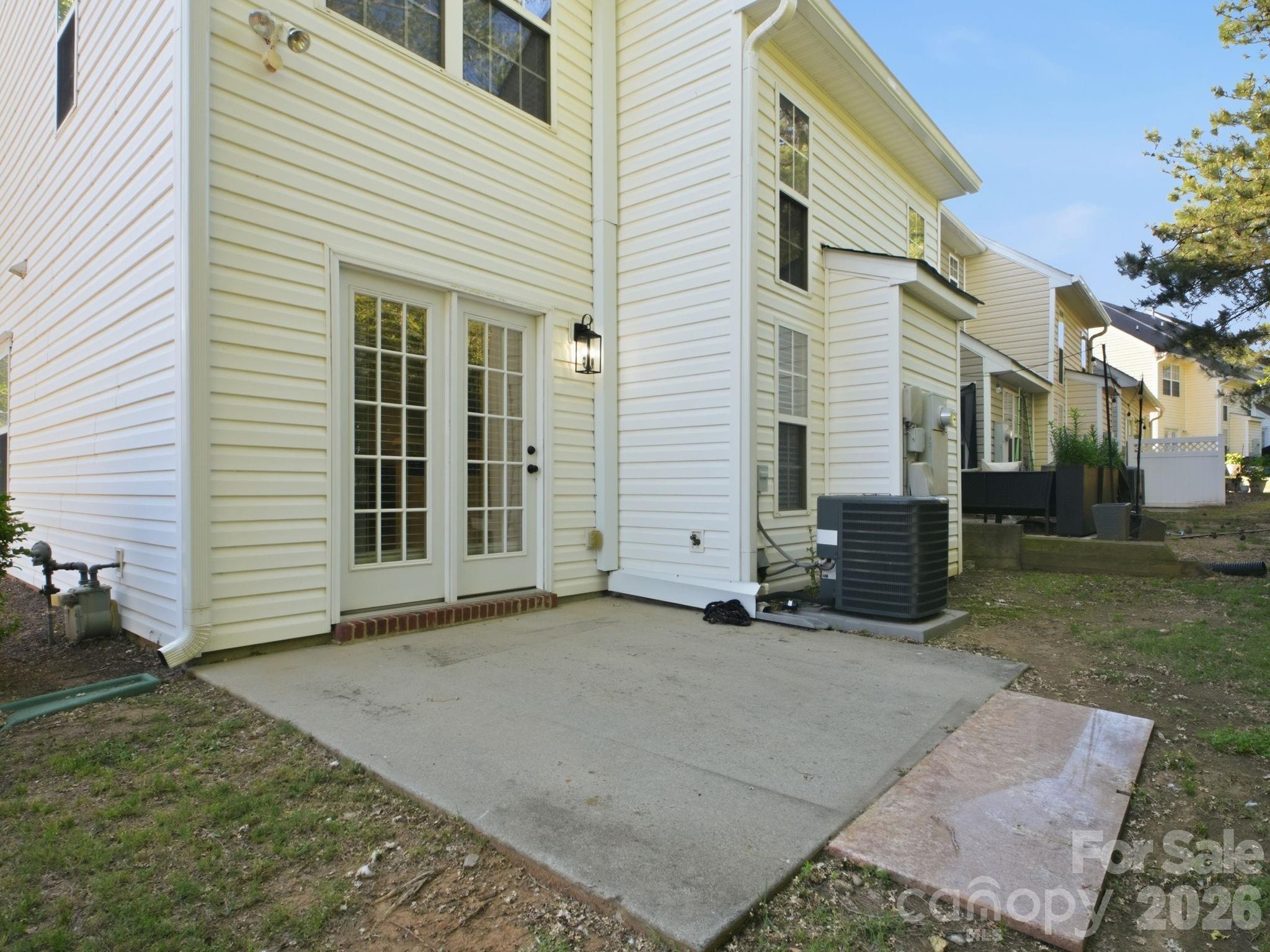 790 Rock Lake Glen Property Photo 34