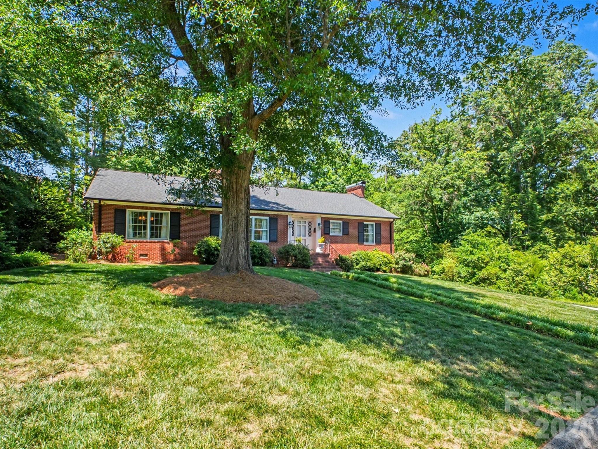 441 Claymont Street Property Photo 28