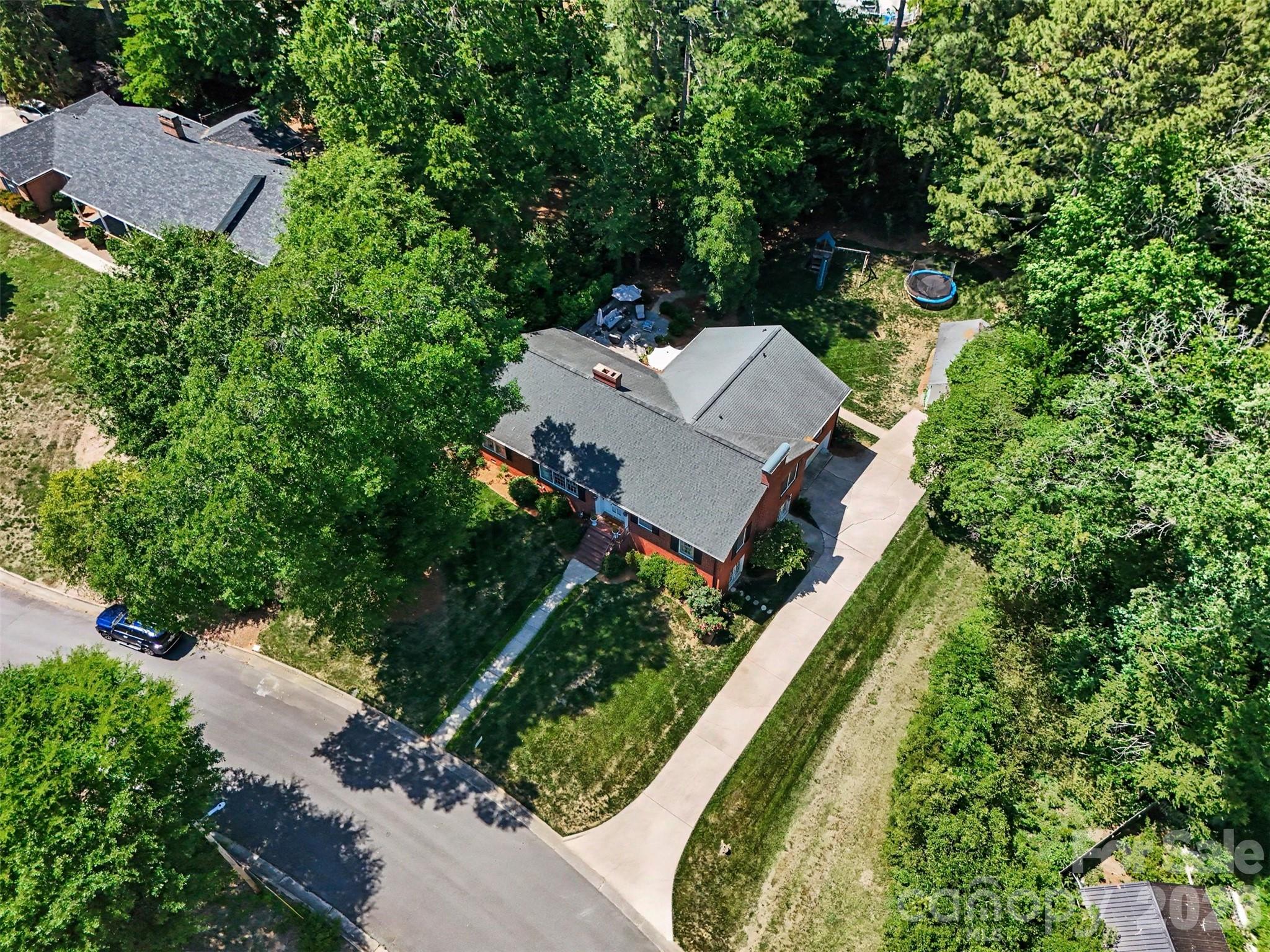 441 Claymont Street Property Photo 29