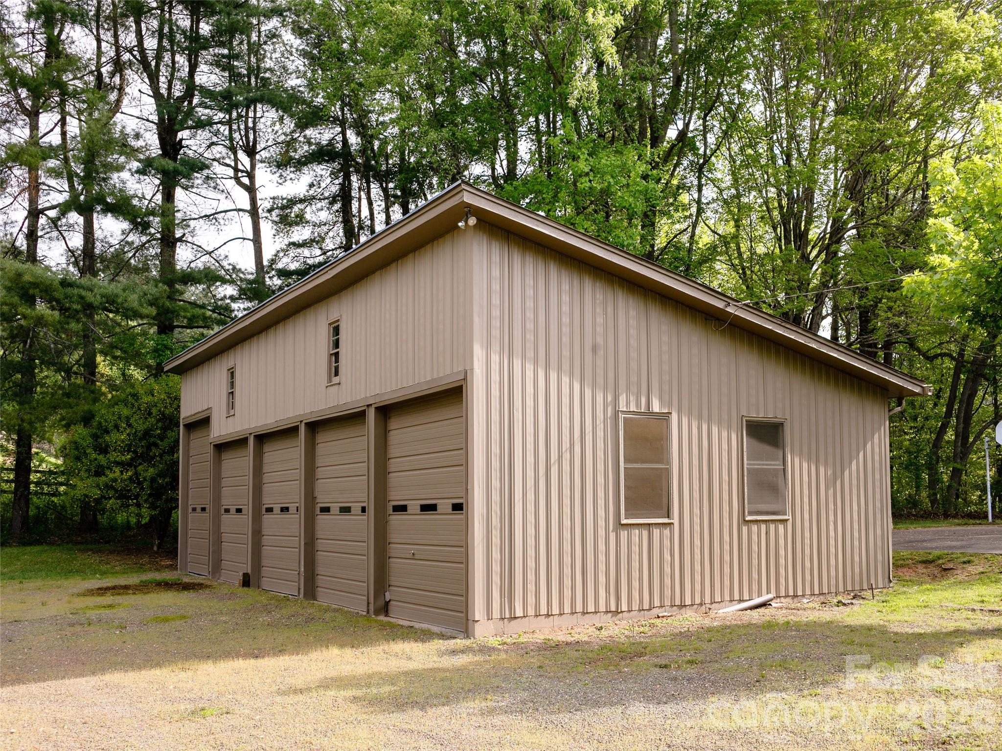 110 Crest View Road Property Photo 26