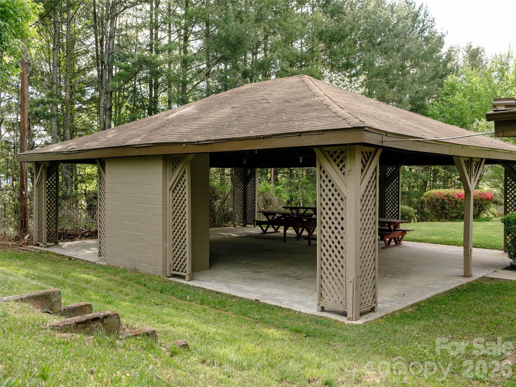 110 Crest View Road Property Photo 28