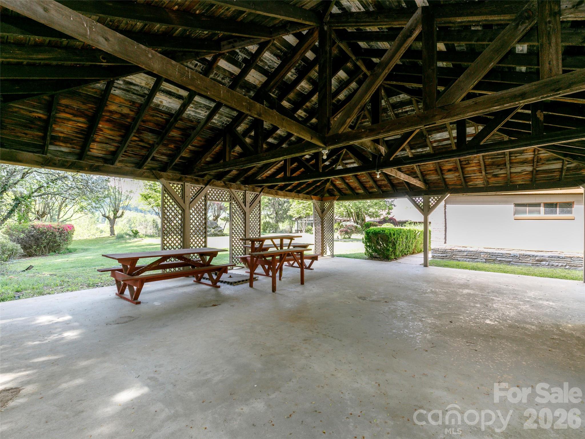 110 Crest View Road Property Photo 37