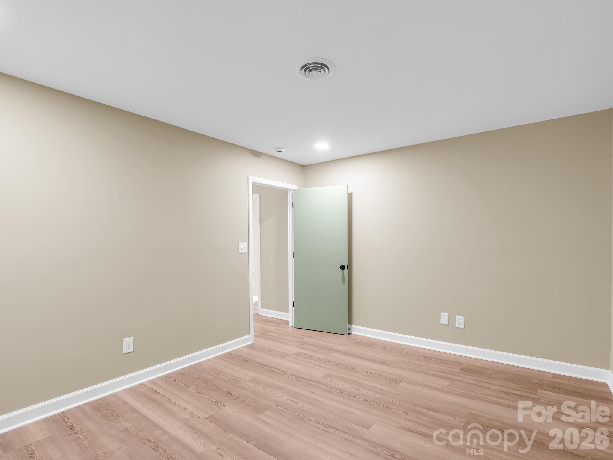 44 Jervey Road 4c Property Photo 28