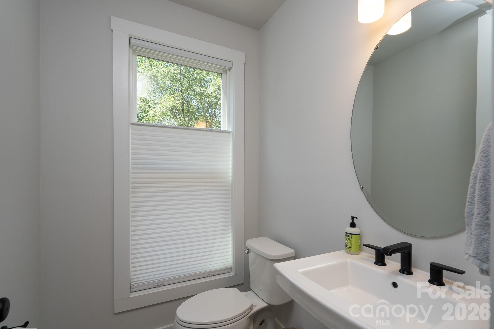 5018 Tiny Lane Property Photo 9